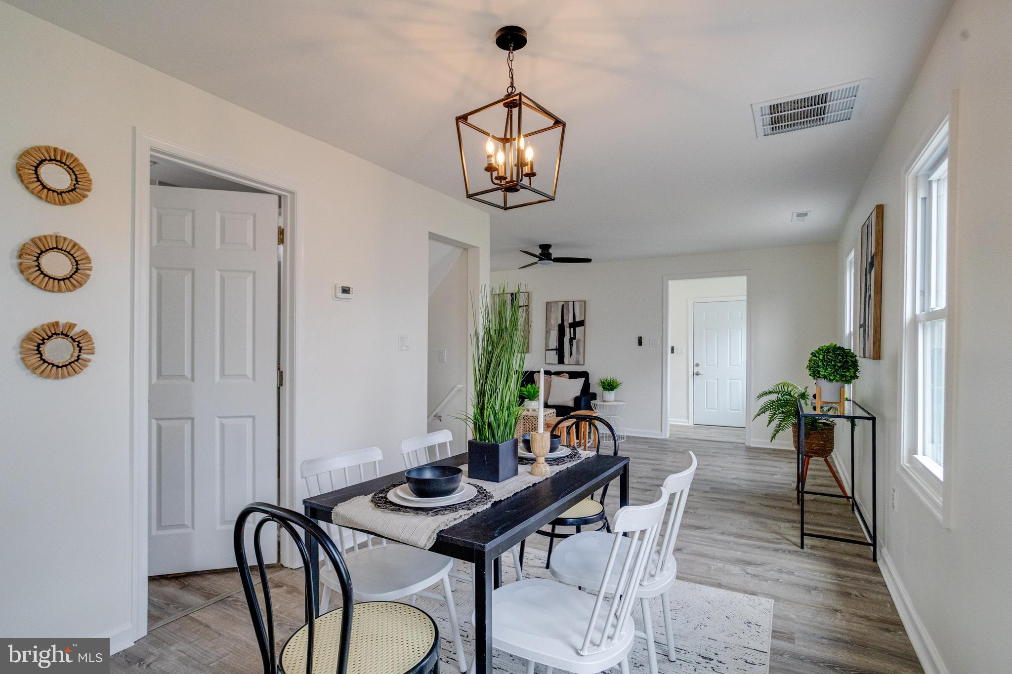 HILLCREST - Residential