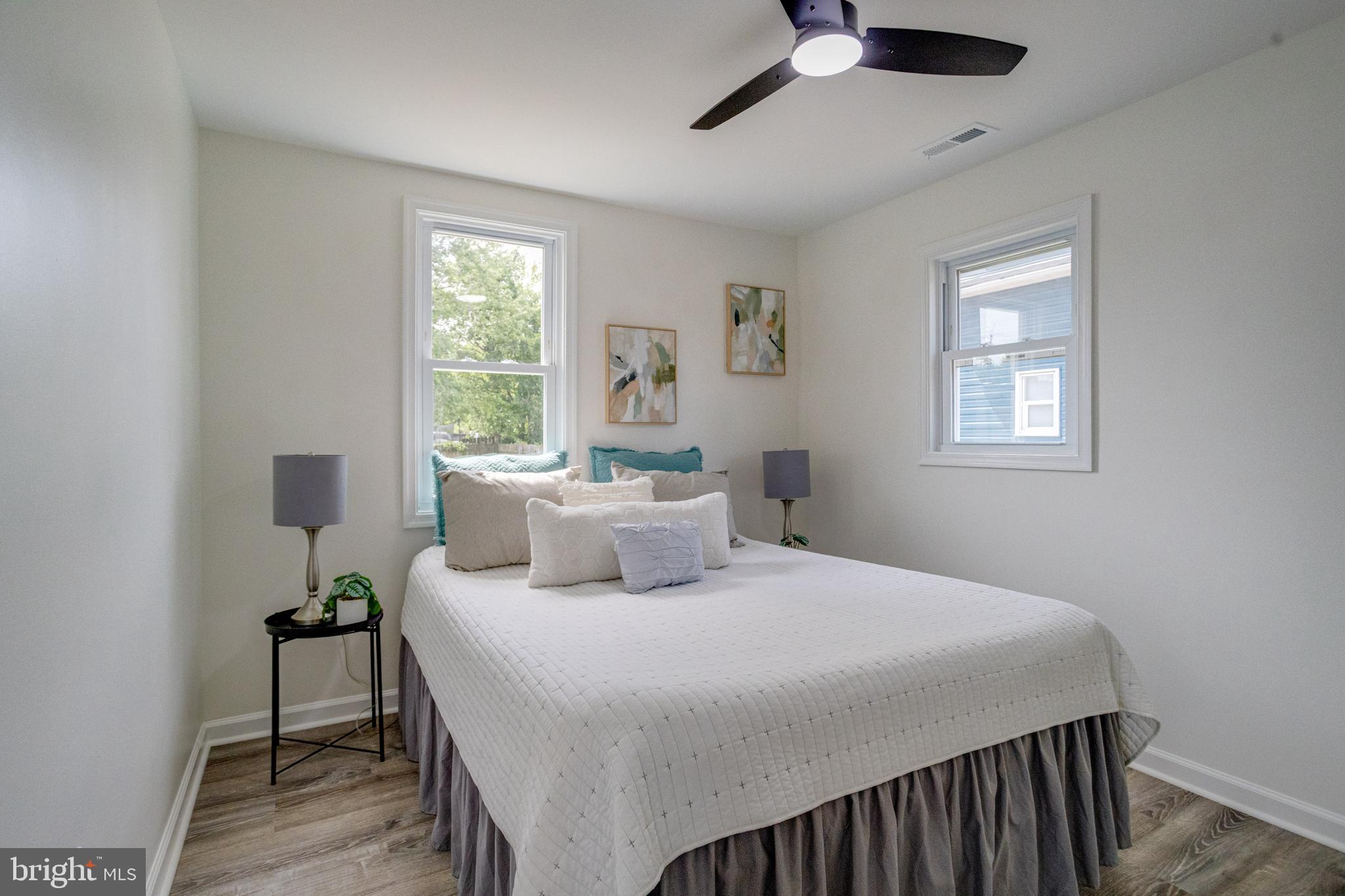 HILLCREST - Residential