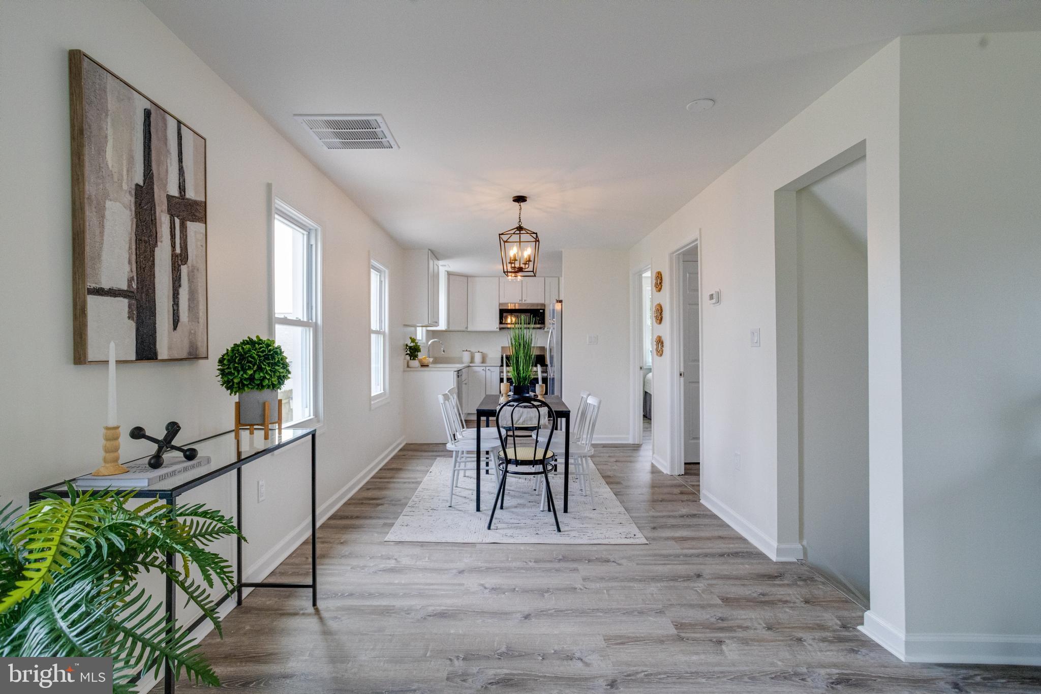 HILLCREST - Residential