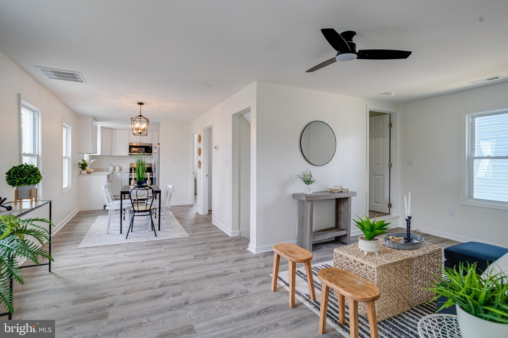 HILLCREST - Residential