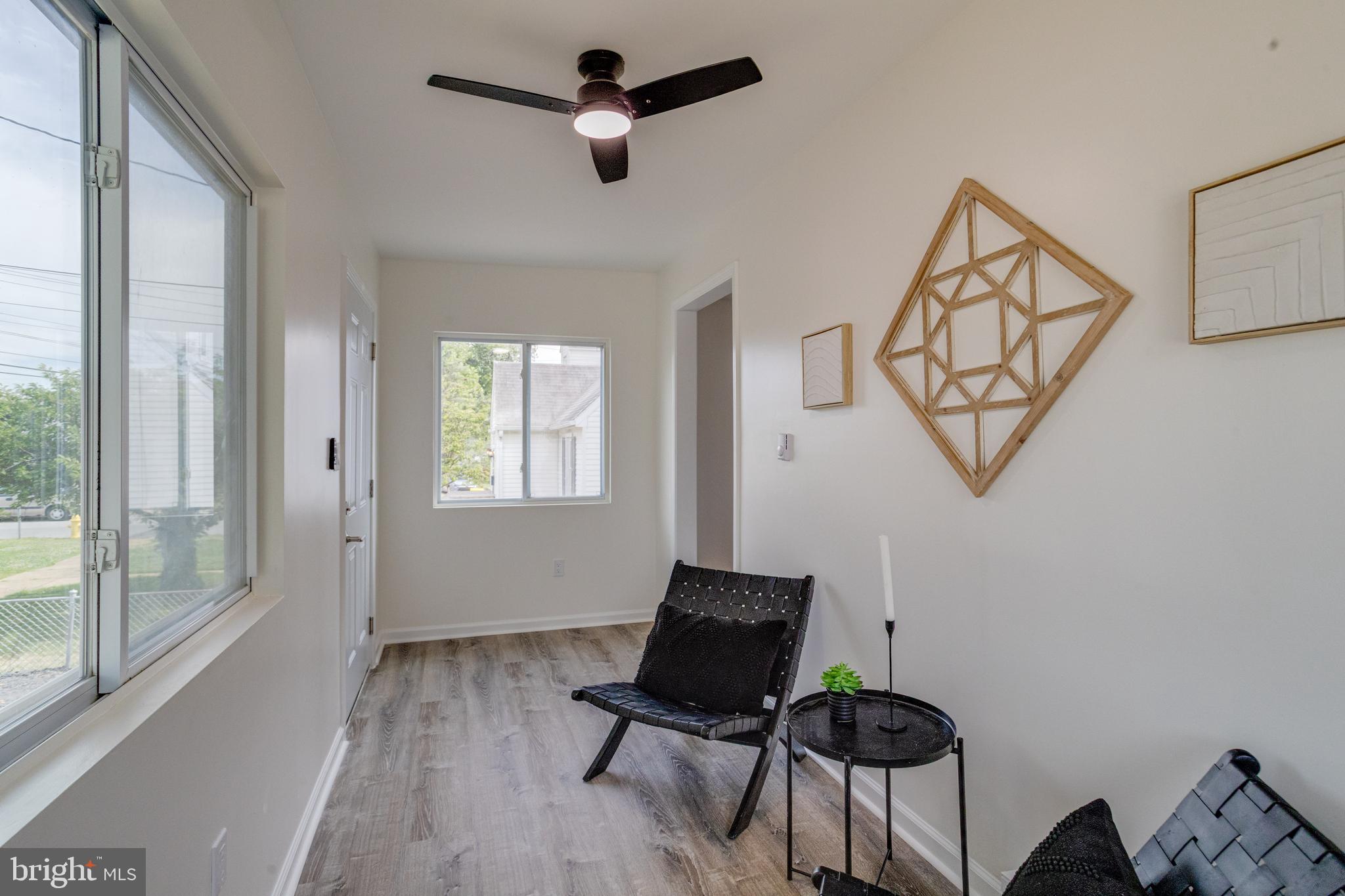 HILLCREST - Residential