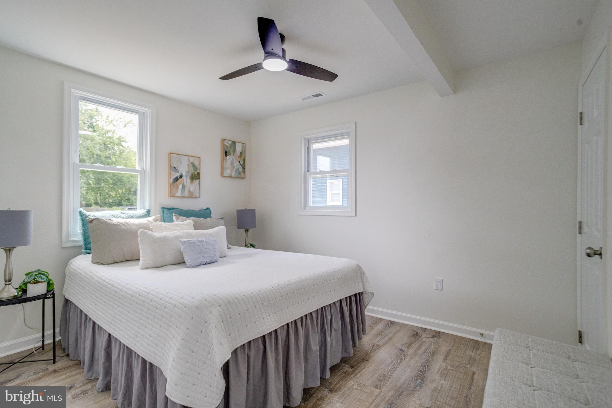 HILLCREST - Residential