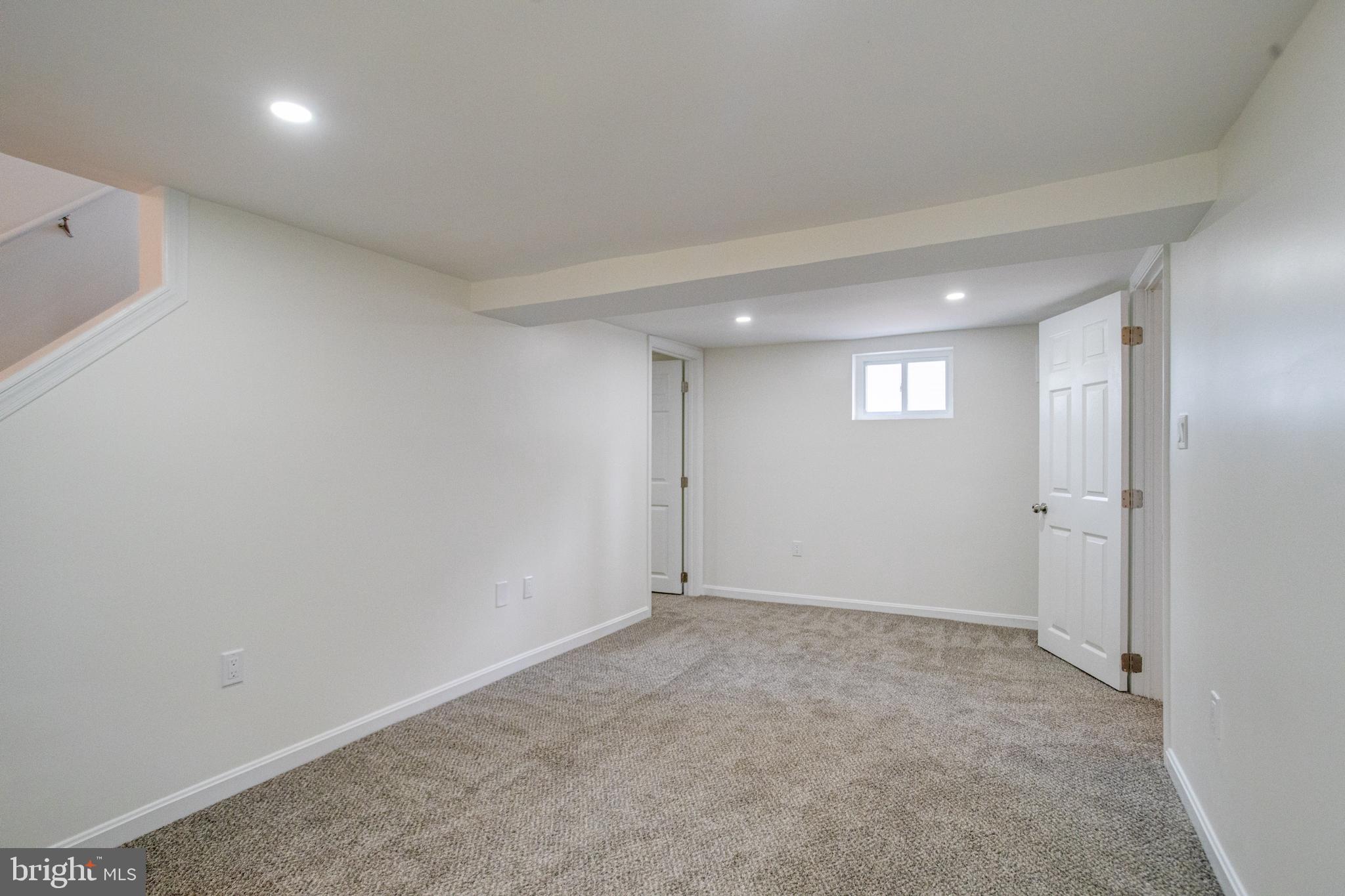 HILLCREST - Residential
