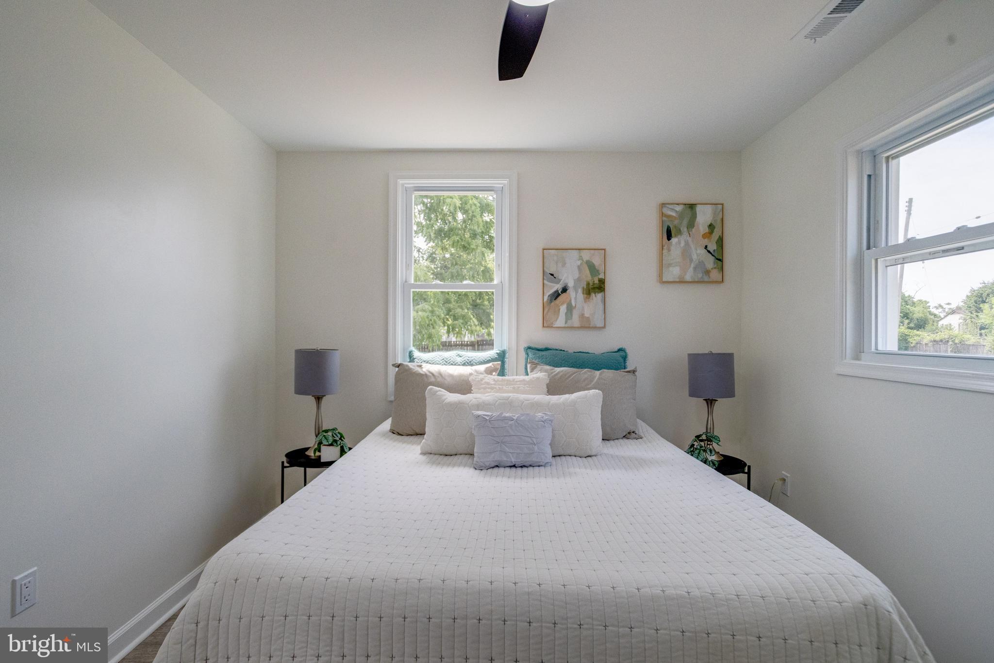 HILLCREST - Residential