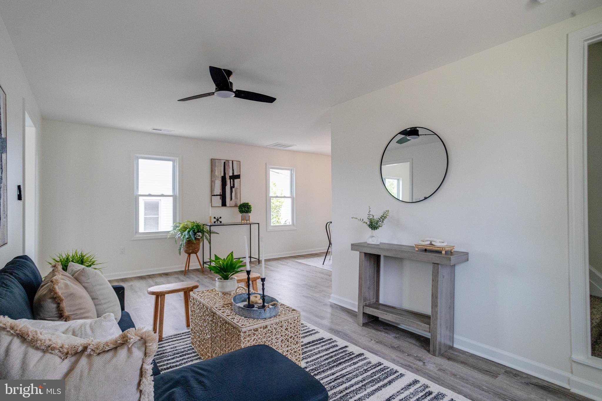 HILLCREST - Residential