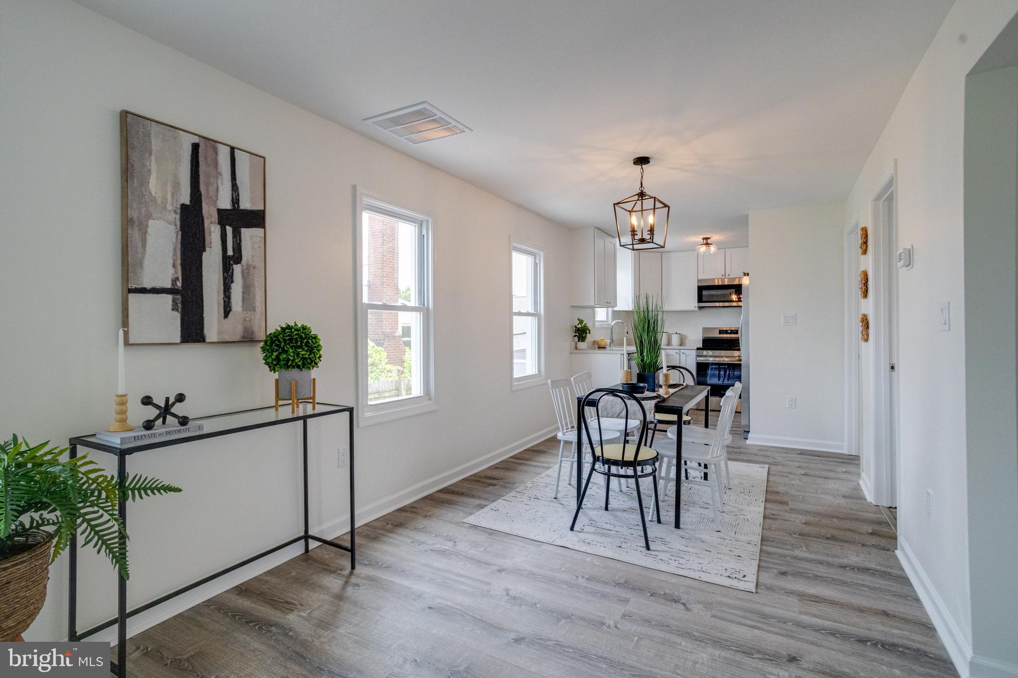 HILLCREST - Residential