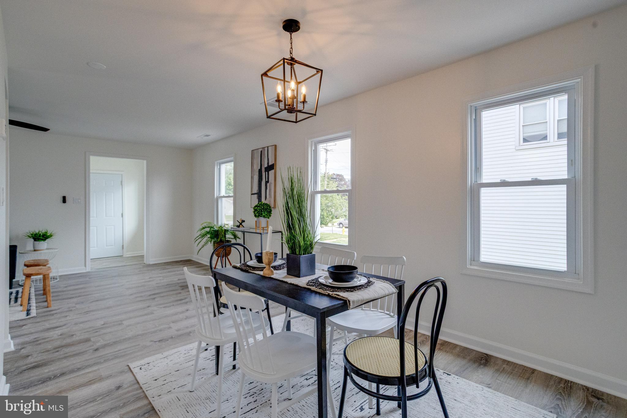 HILLCREST - Residential