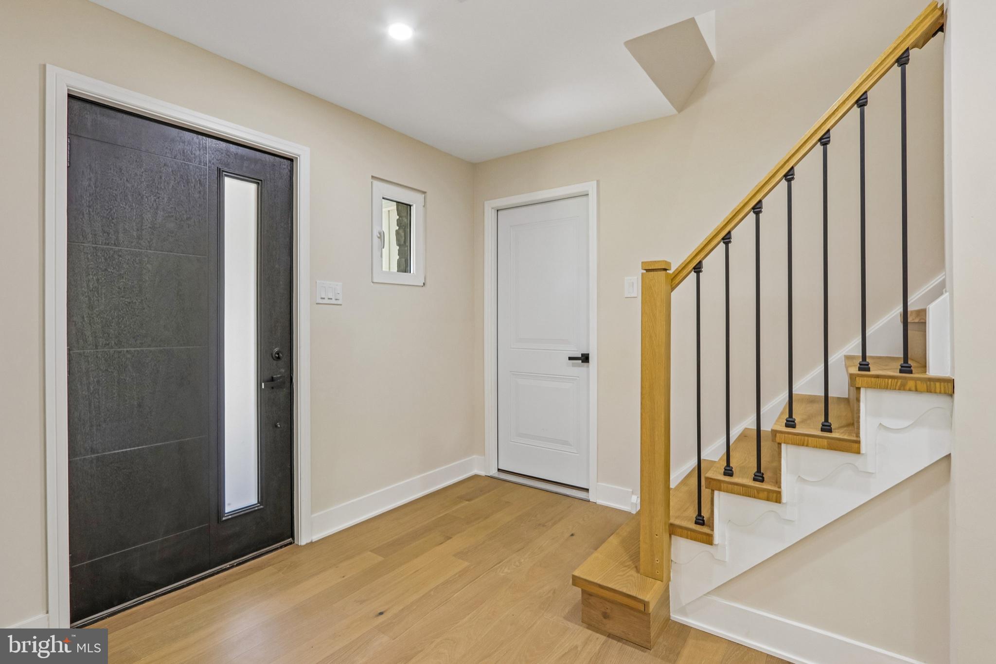 HILLCRESTSHIRE - Residential