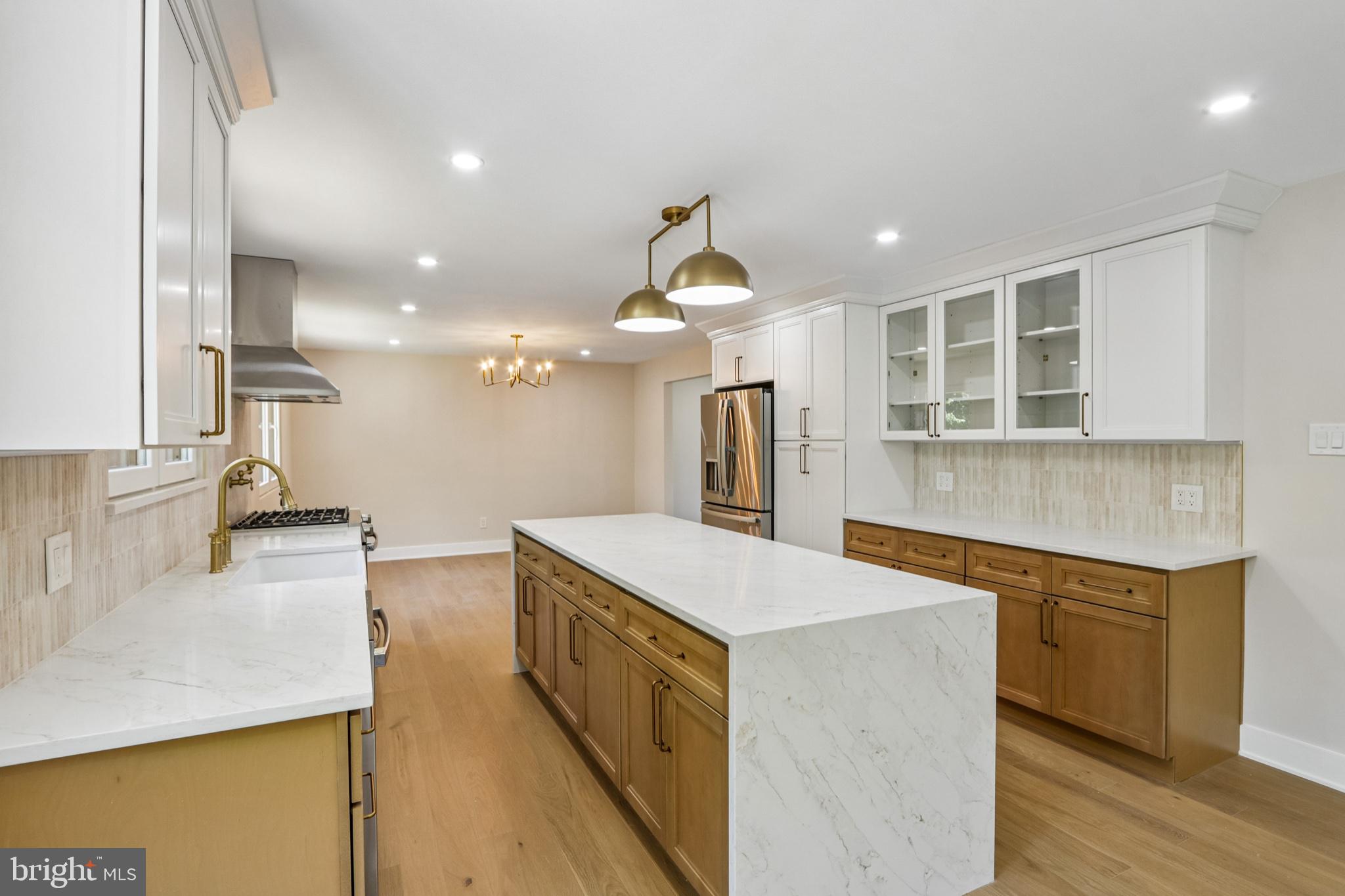 HILLCRESTSHIRE - Residential