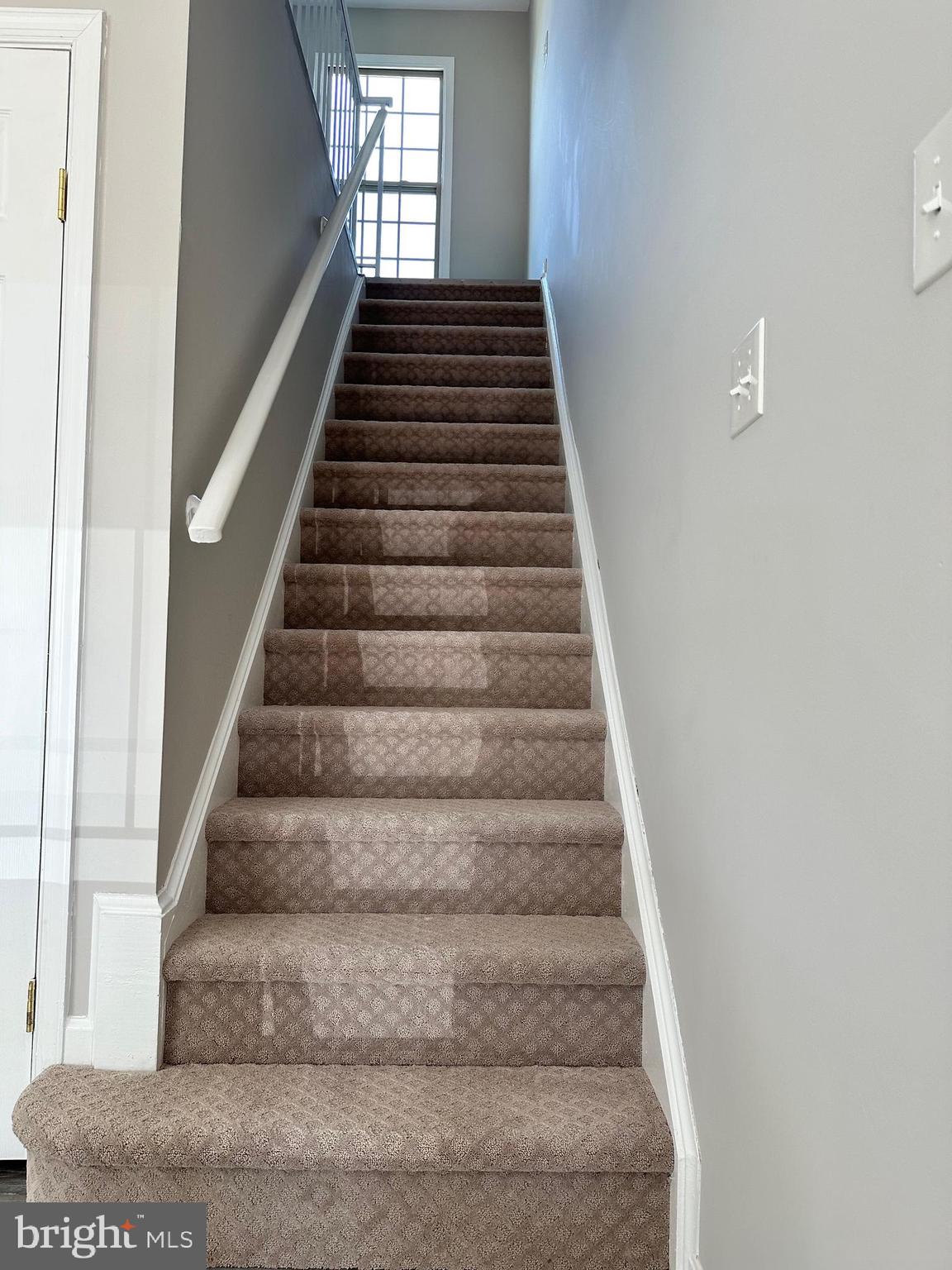 ASHTON GLEN - Residential Lease