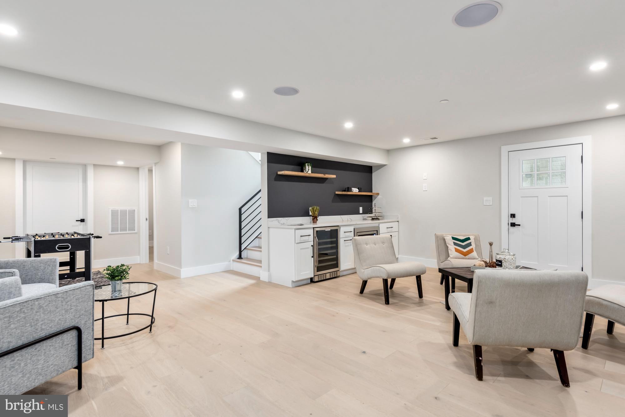 FRIENDSHIP HEIGHTS - Residential