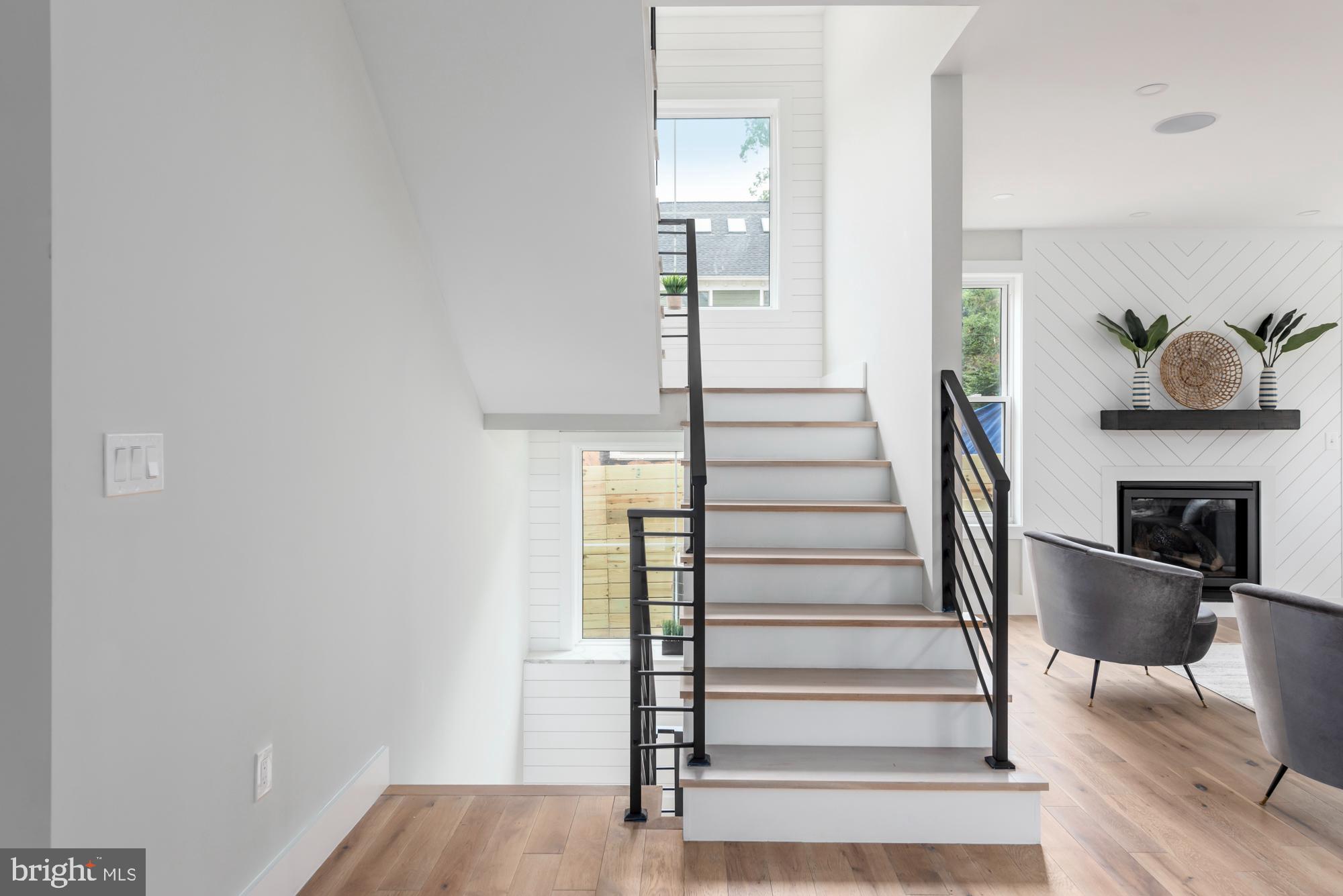 FRIENDSHIP HEIGHTS - Residential
