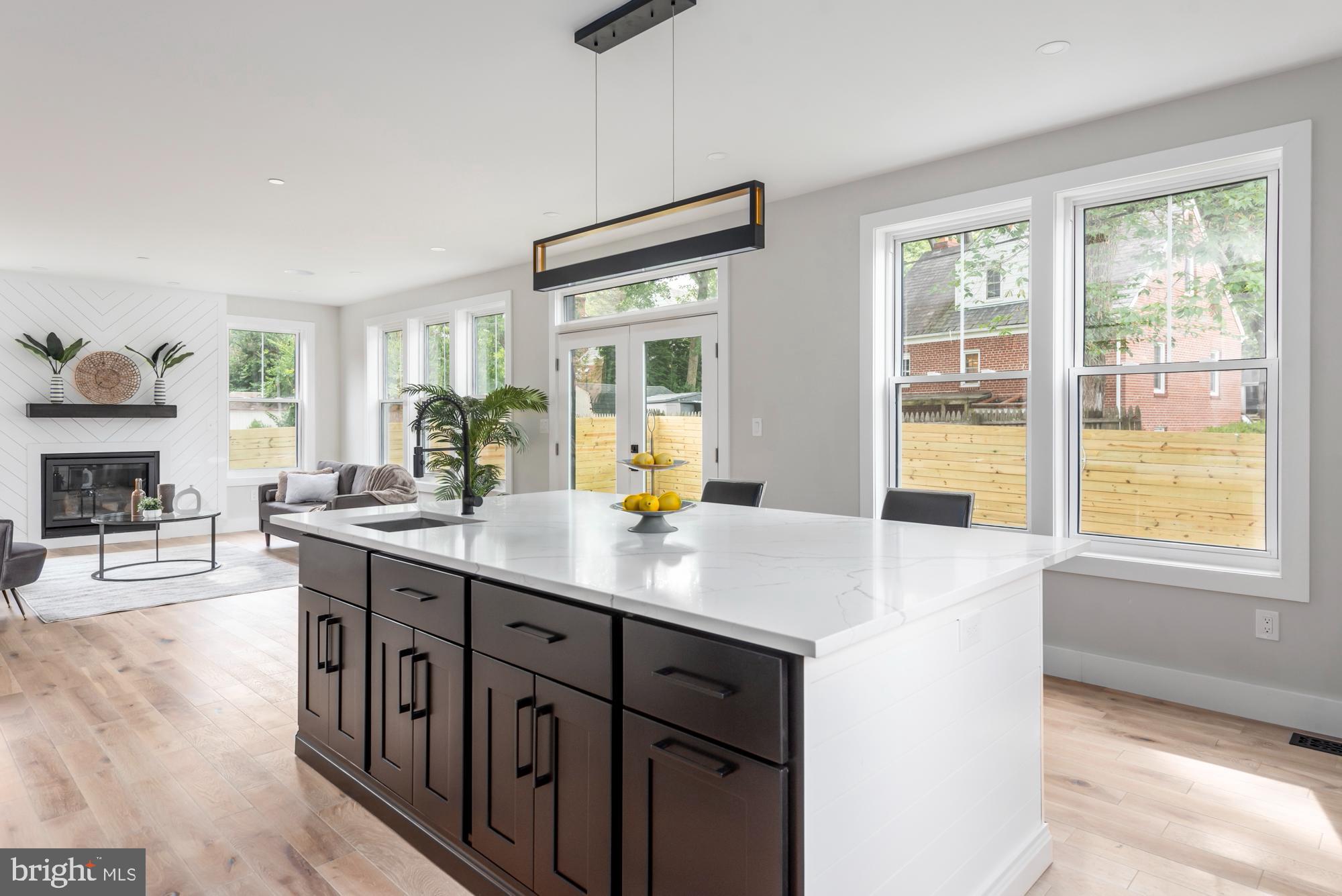 FRIENDSHIP HEIGHTS - Residential