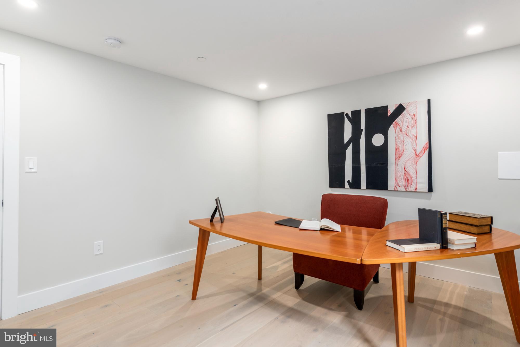 FRIENDSHIP HEIGHTS - Residential