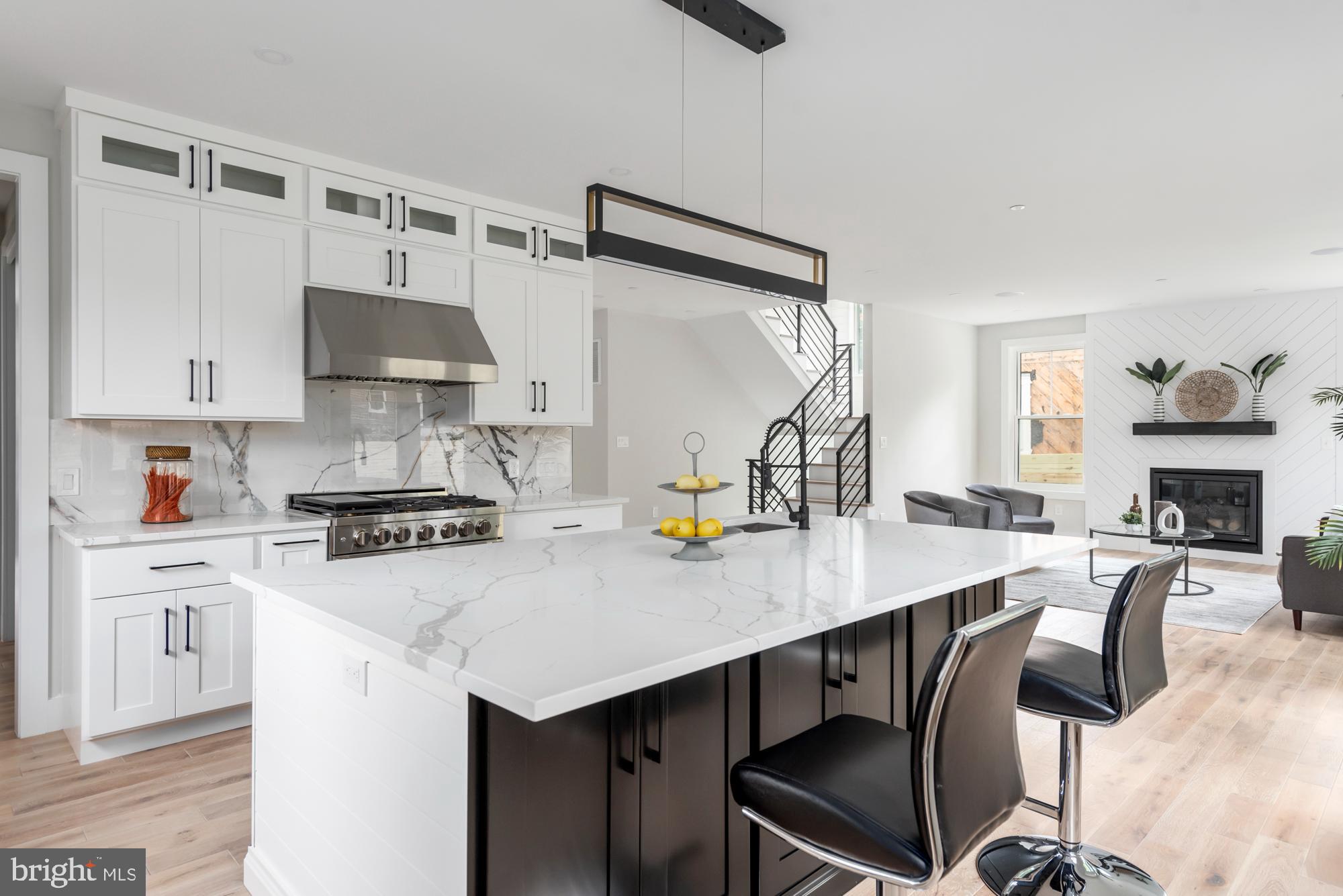 FRIENDSHIP HEIGHTS - Residential