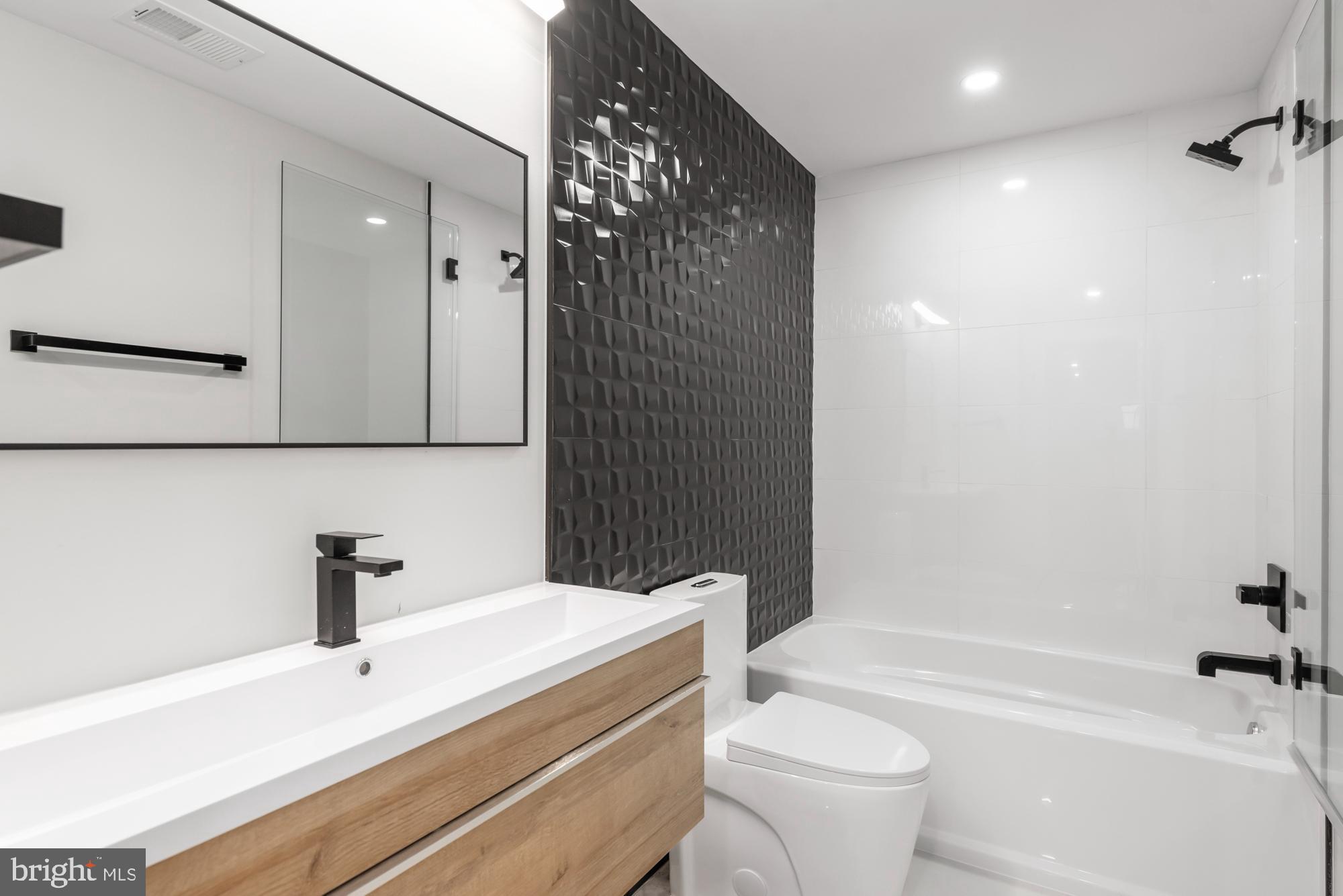 FRIENDSHIP HEIGHTS - Residential
