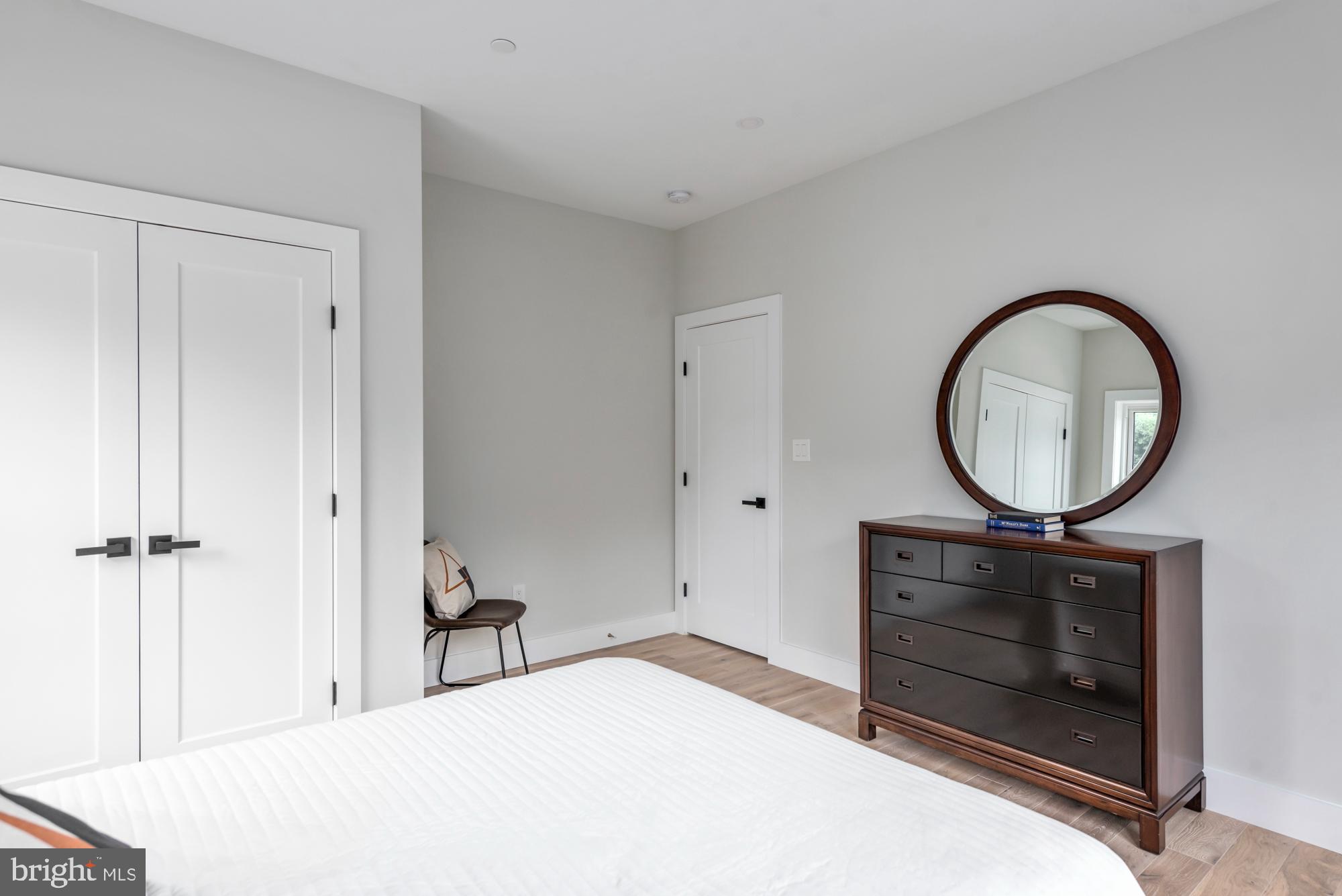 FRIENDSHIP HEIGHTS - Residential