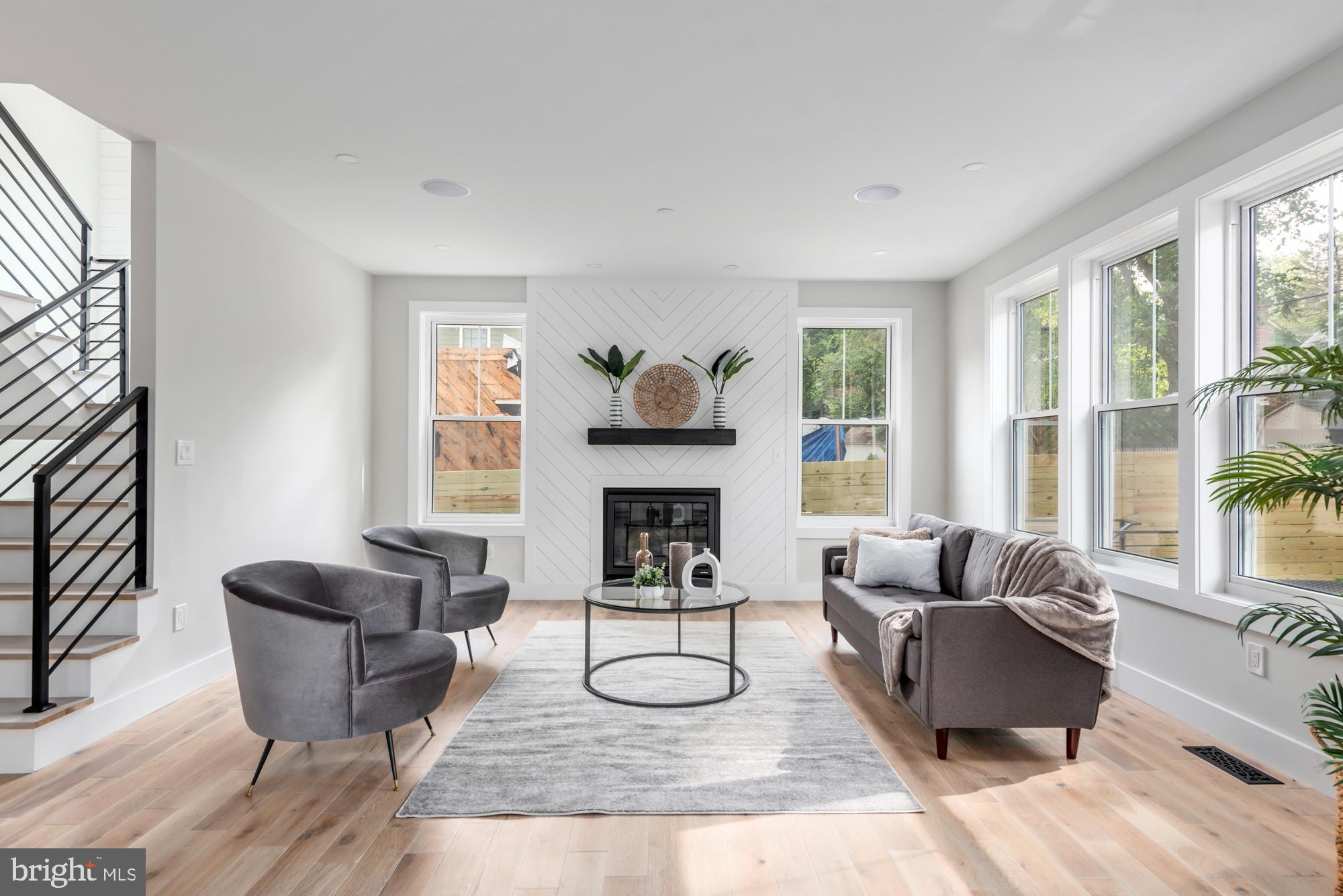 FRIENDSHIP HEIGHTS - Residential
