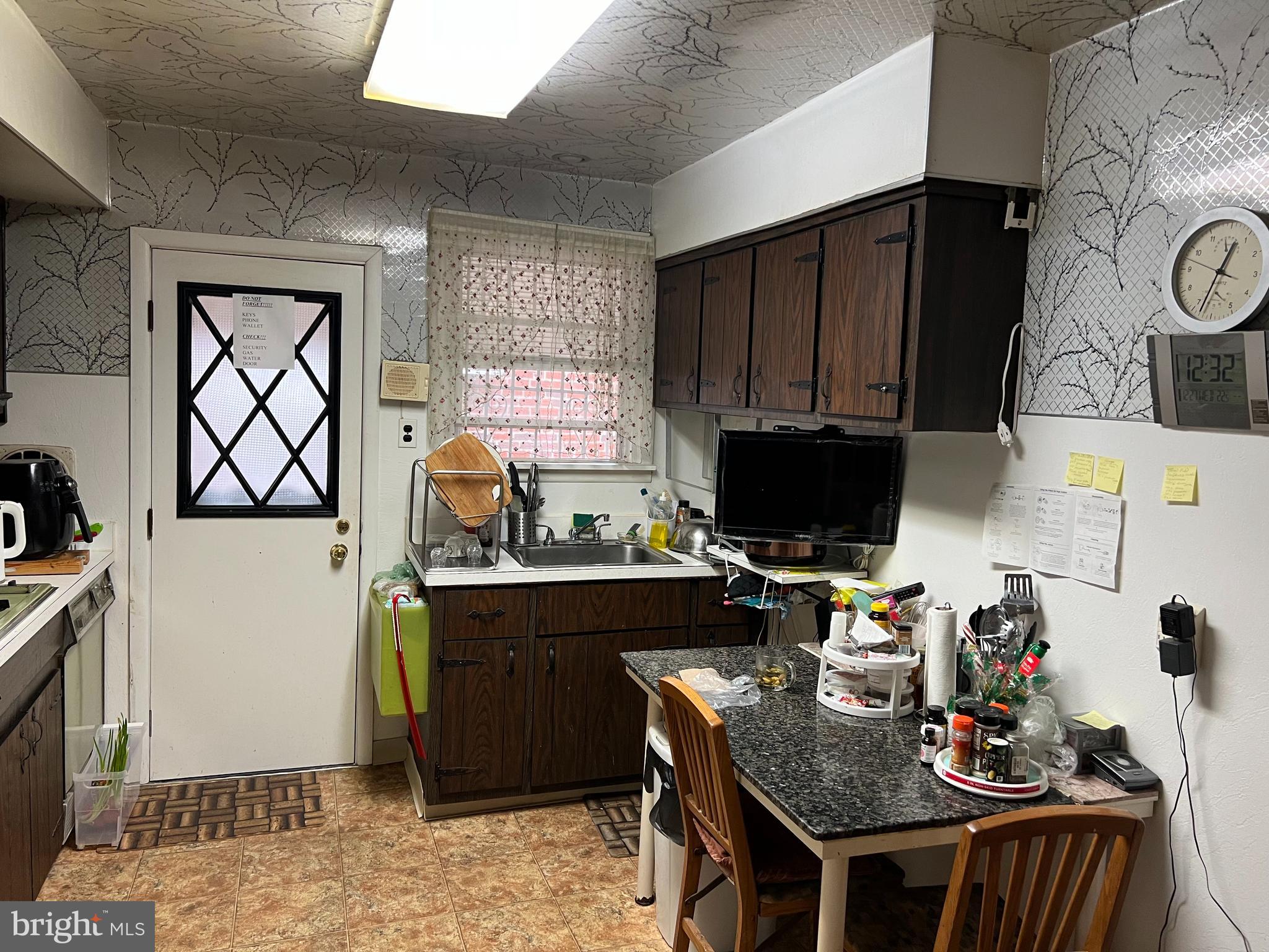 BELLS CORNER - Residential