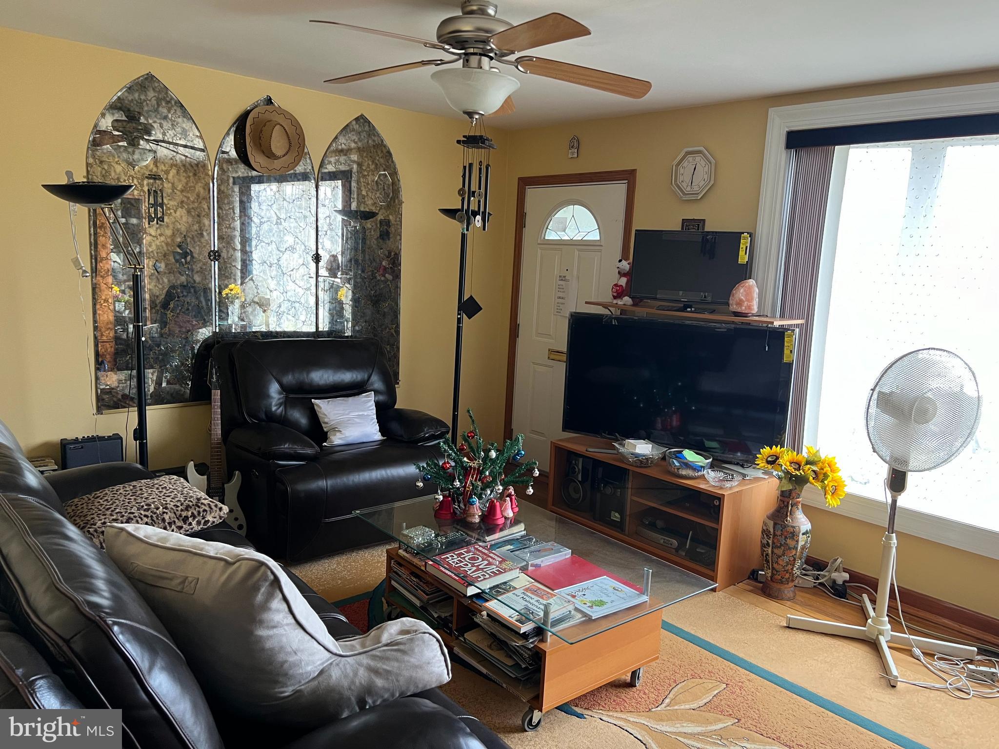 BELLS CORNER - Residential