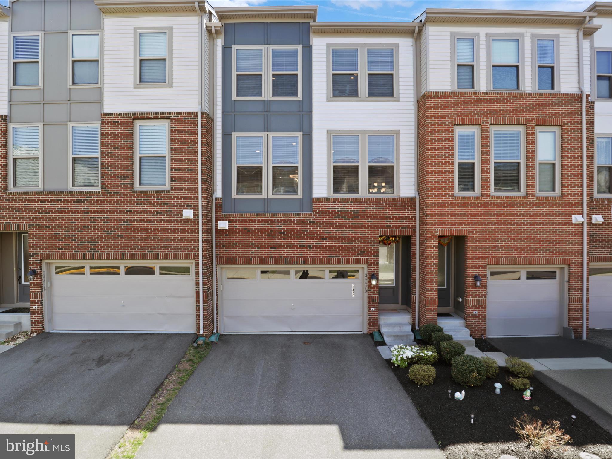 GLASCOCK FIELD AT STONE RIDGE - Residential Lease