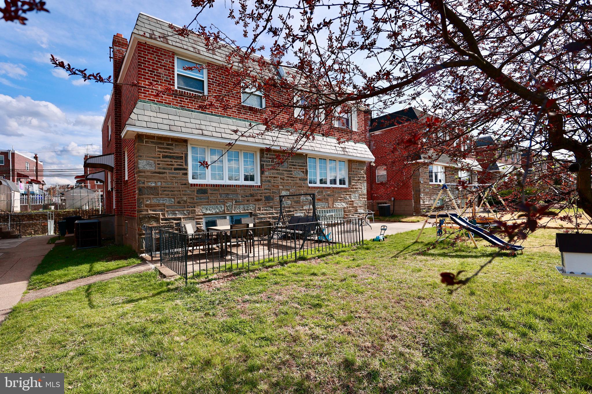 SANDYFORD PARK - Residential