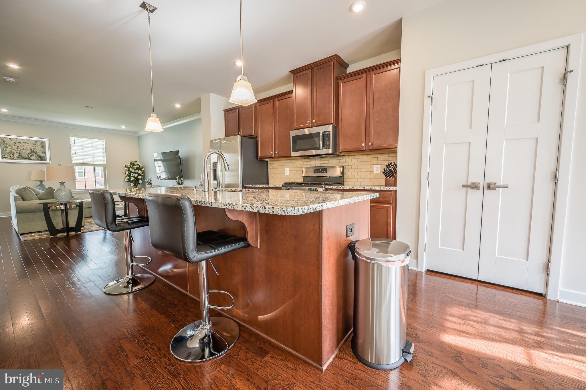 POTOMAC SHORES - Residential Lease