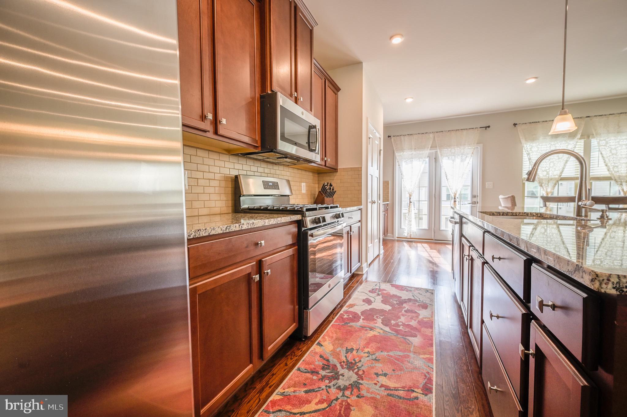 POTOMAC SHORES - Residential Lease