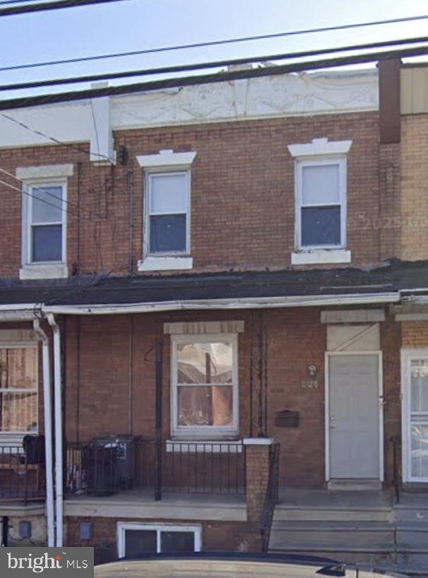 ELMWOOD PARK - Residential Income