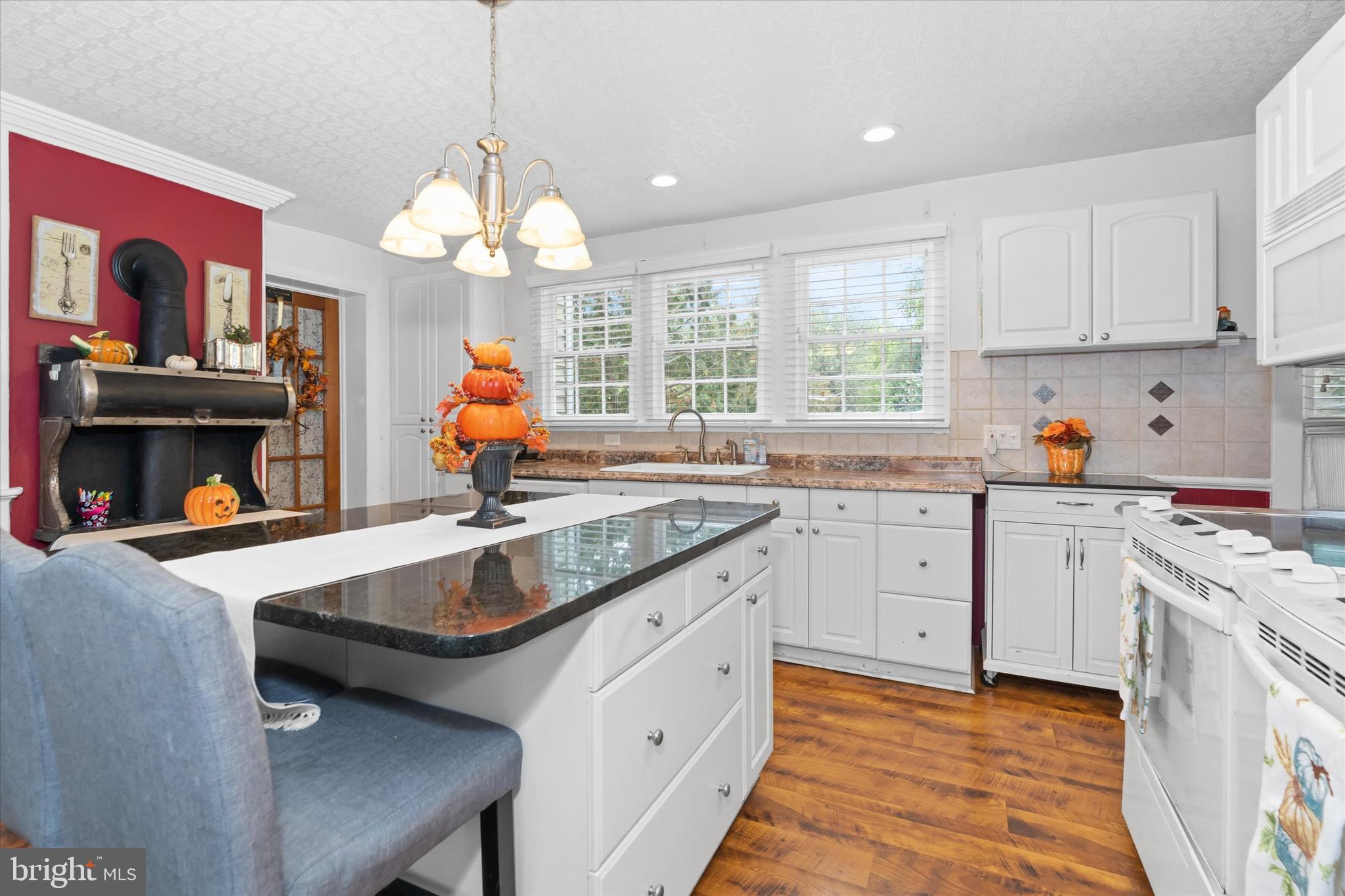 CHESAPEAKE CITY - Residential