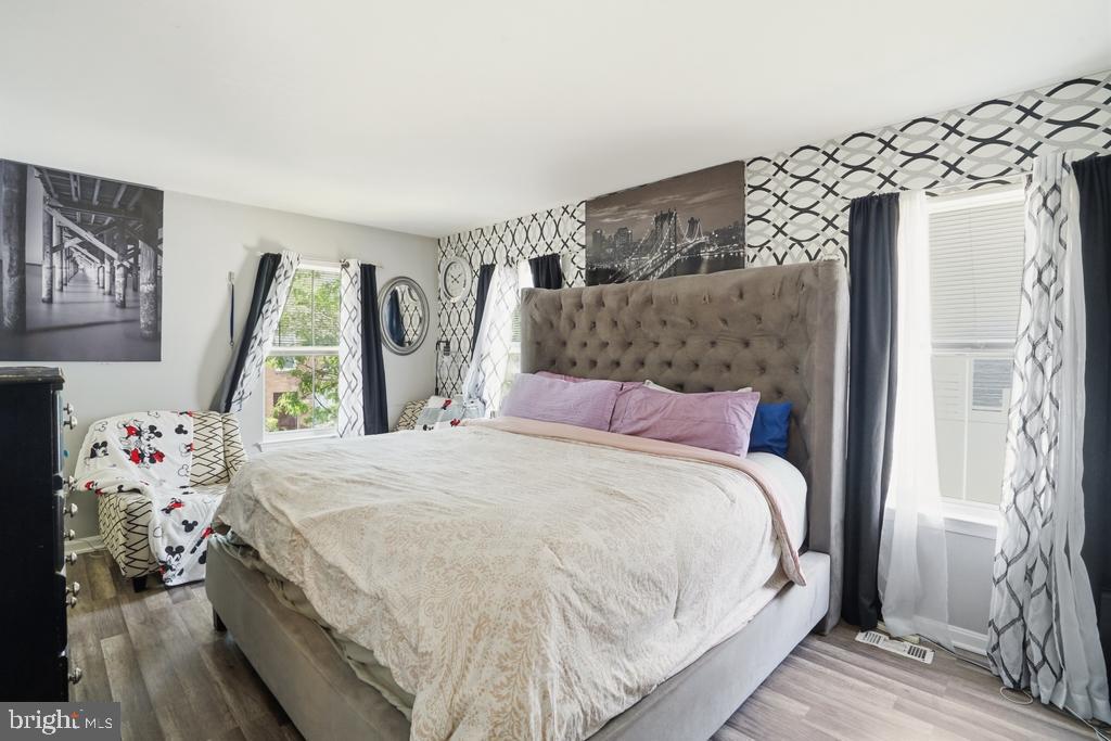 HERITAGE CROSSING - Residential