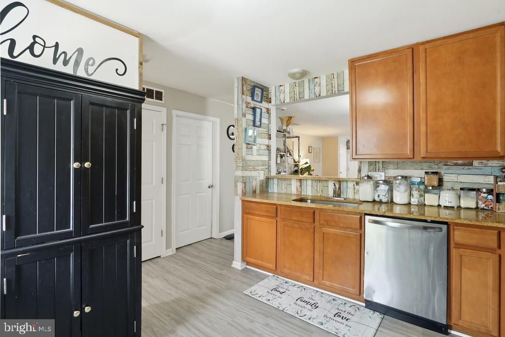 HERITAGE CROSSING - Residential