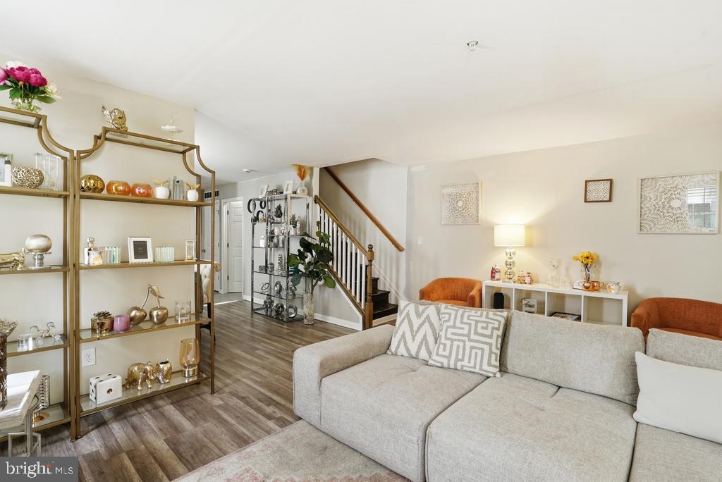 HERITAGE CROSSING - Residential