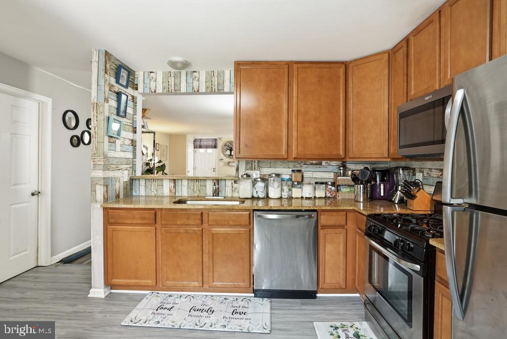 HERITAGE CROSSING - Residential