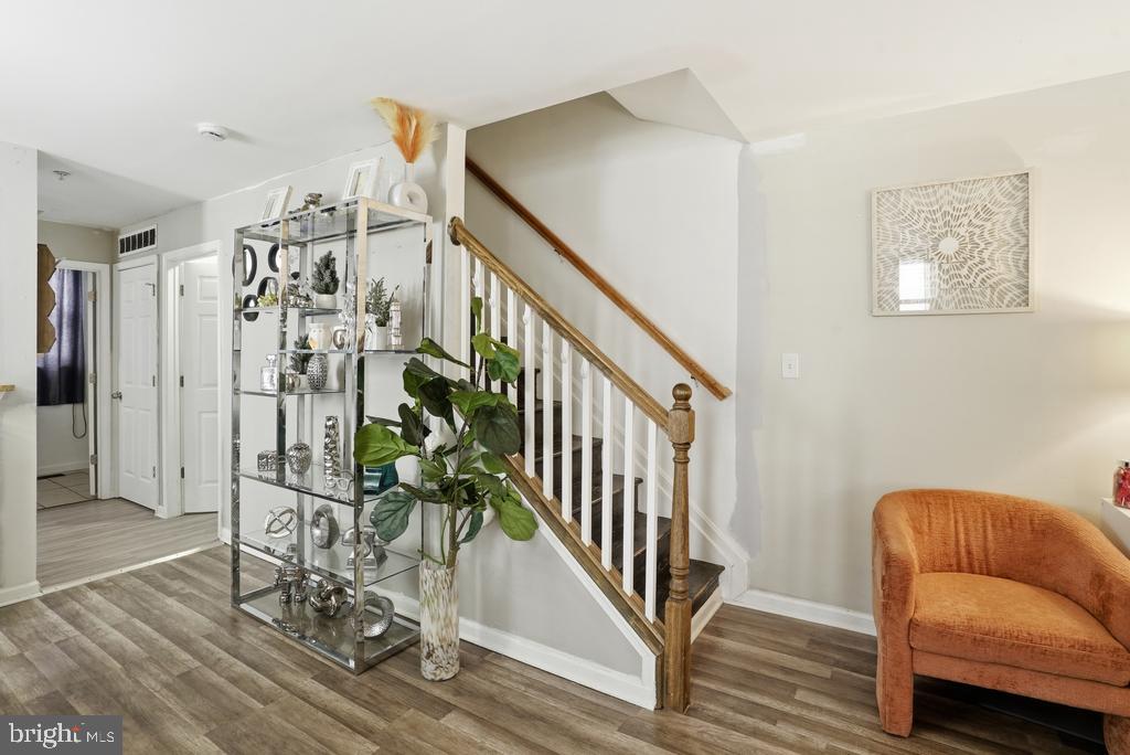 HERITAGE CROSSING - Residential