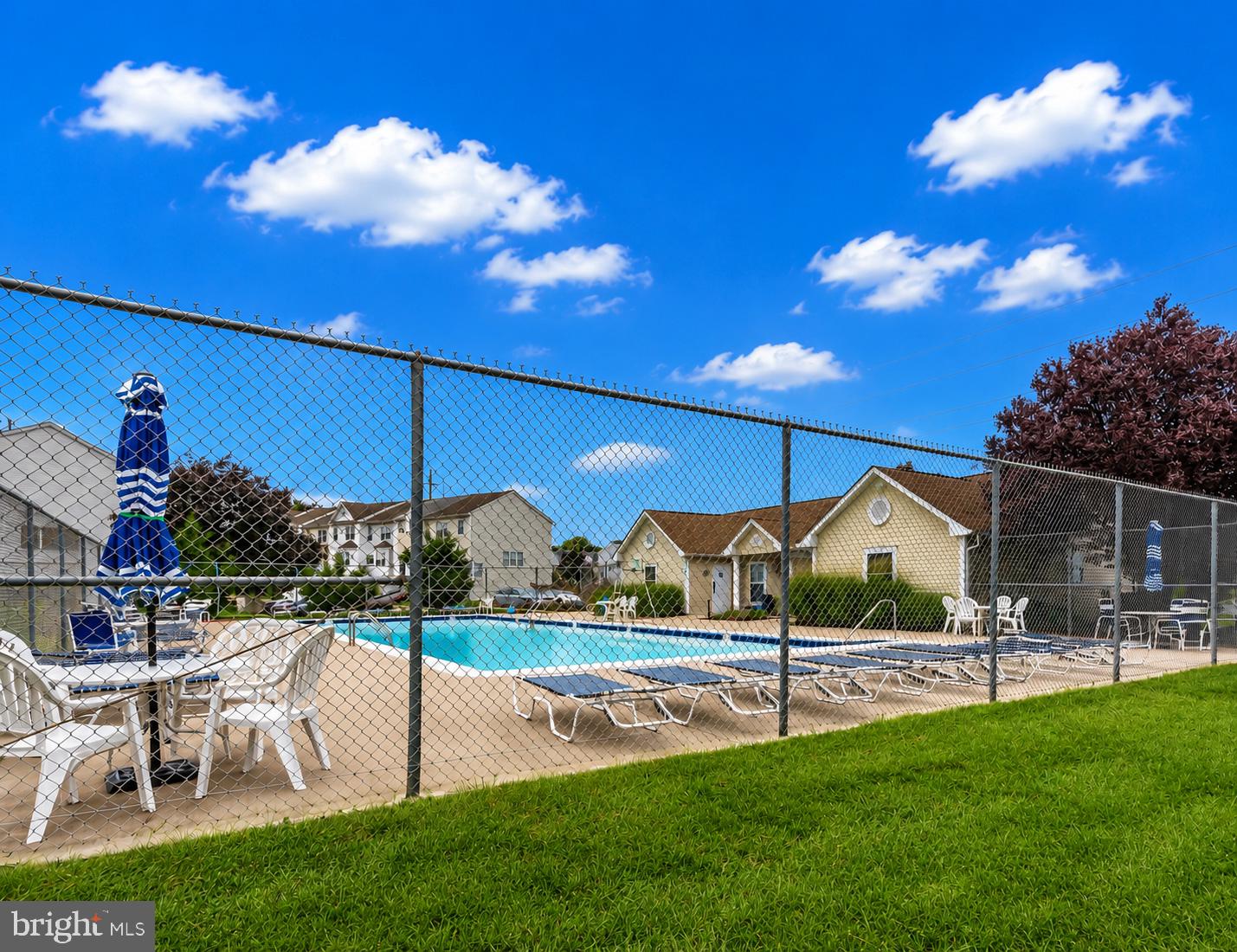 STONEBRIDGE - Residential