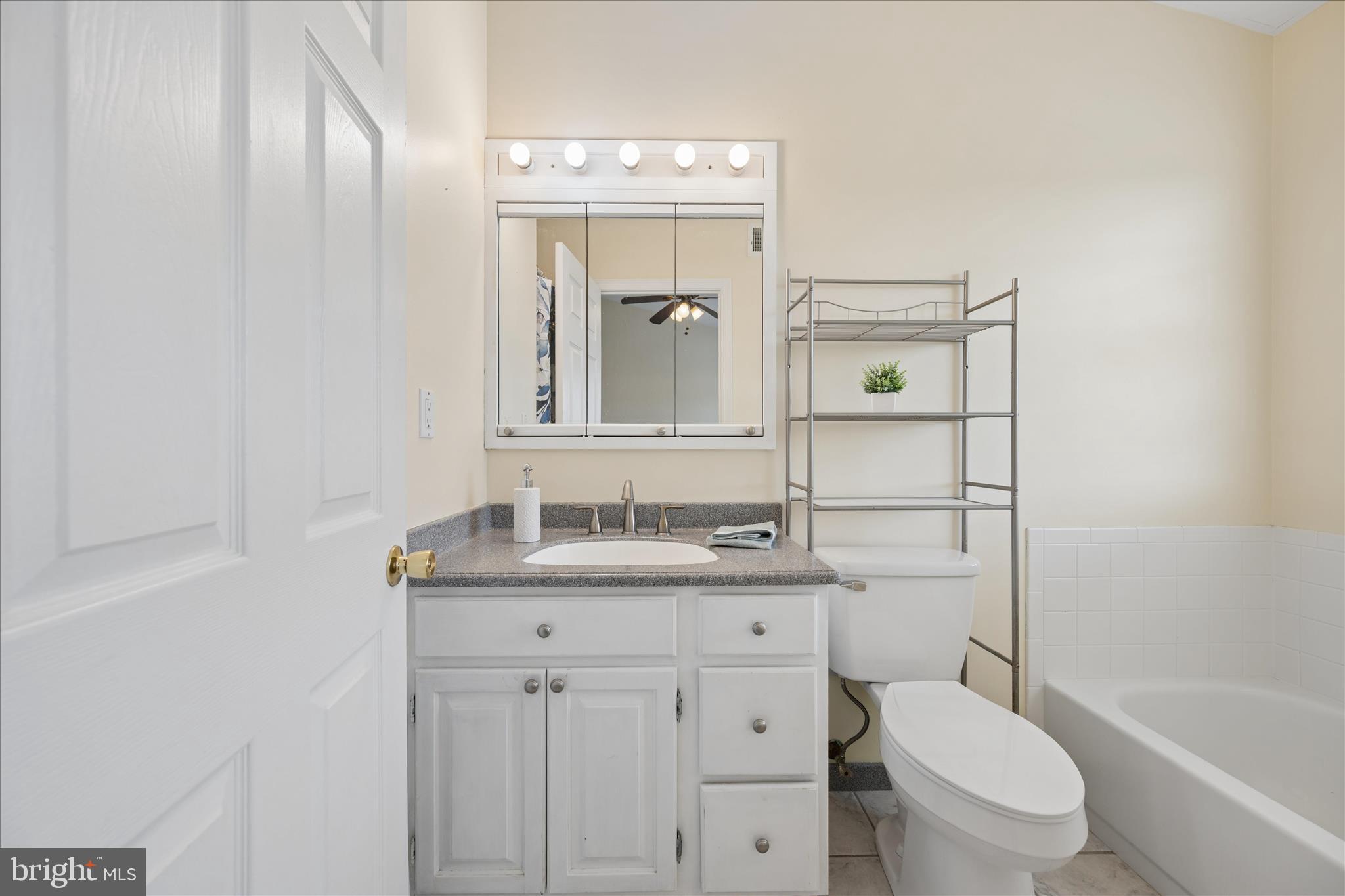 STONEBRIDGE - Residential