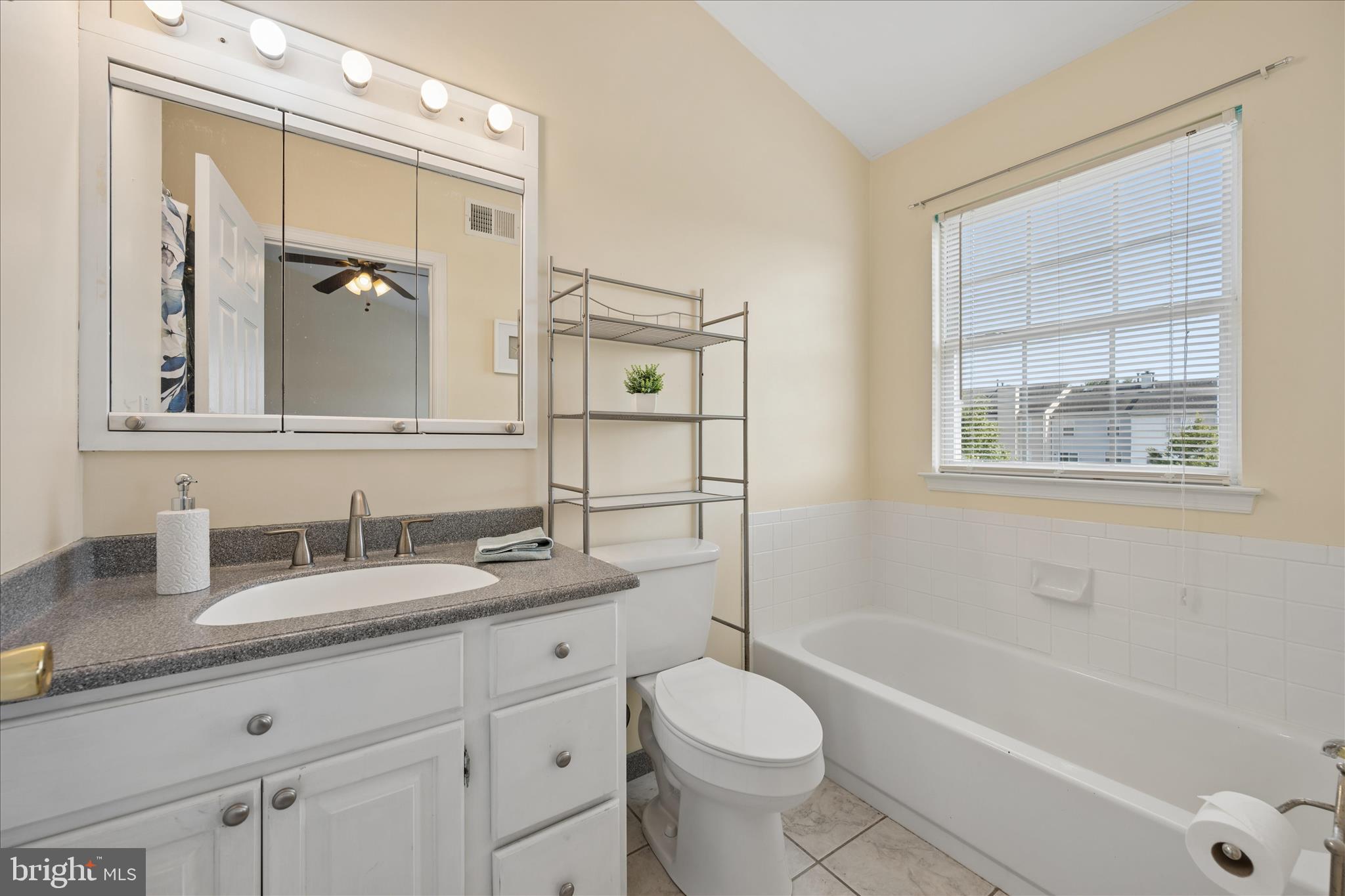 STONEBRIDGE - Residential