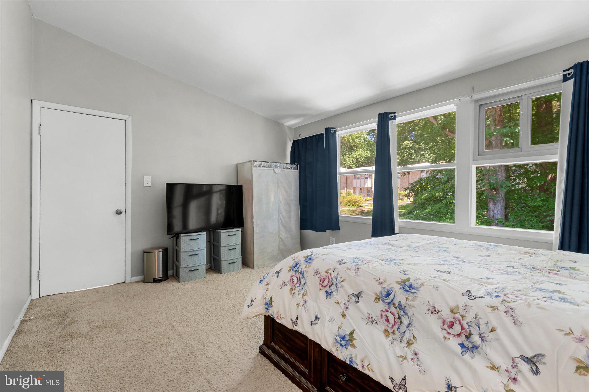 FAIRFAX HERITAGE - Residential