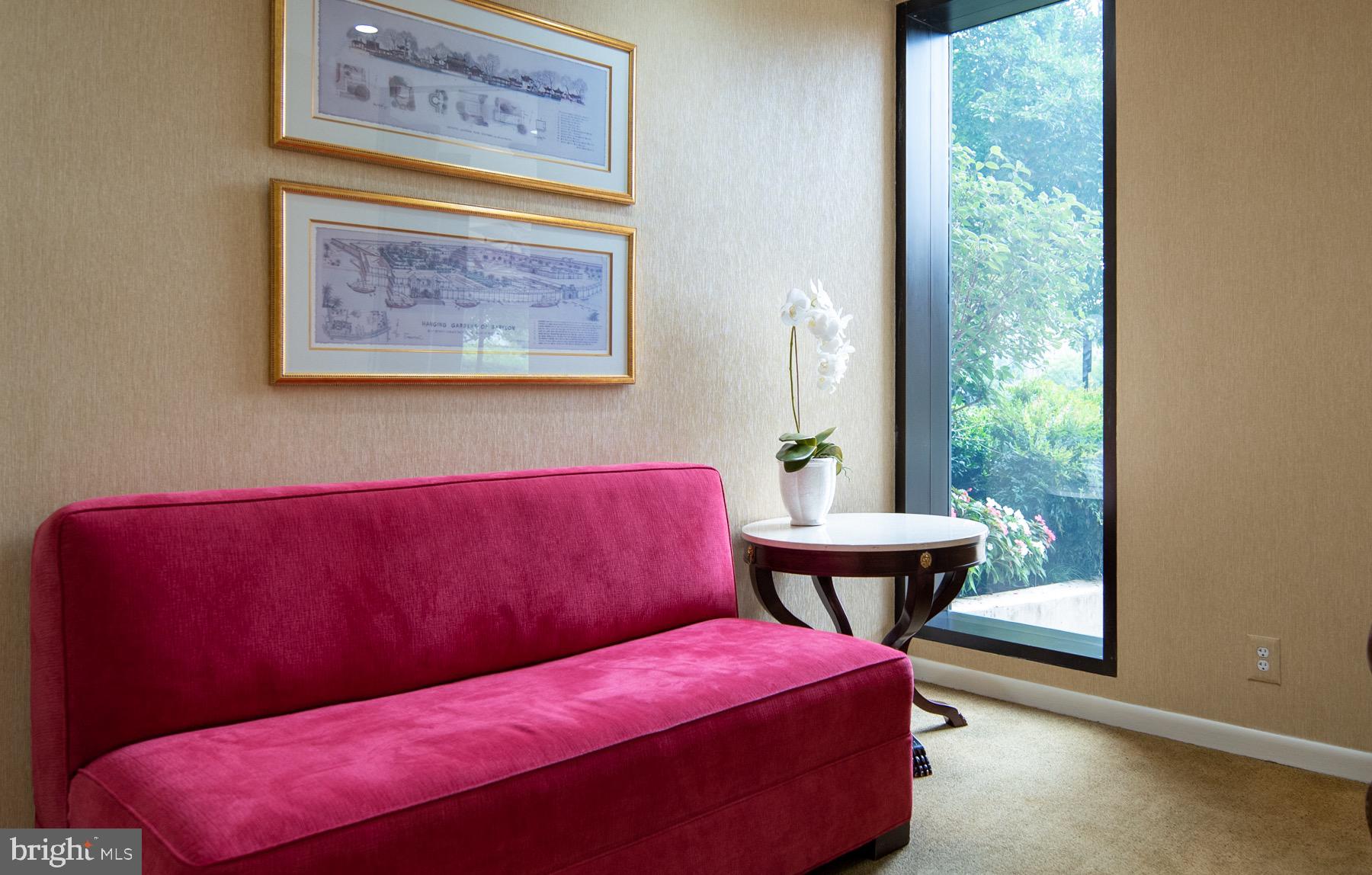 ROTONDA - Residential