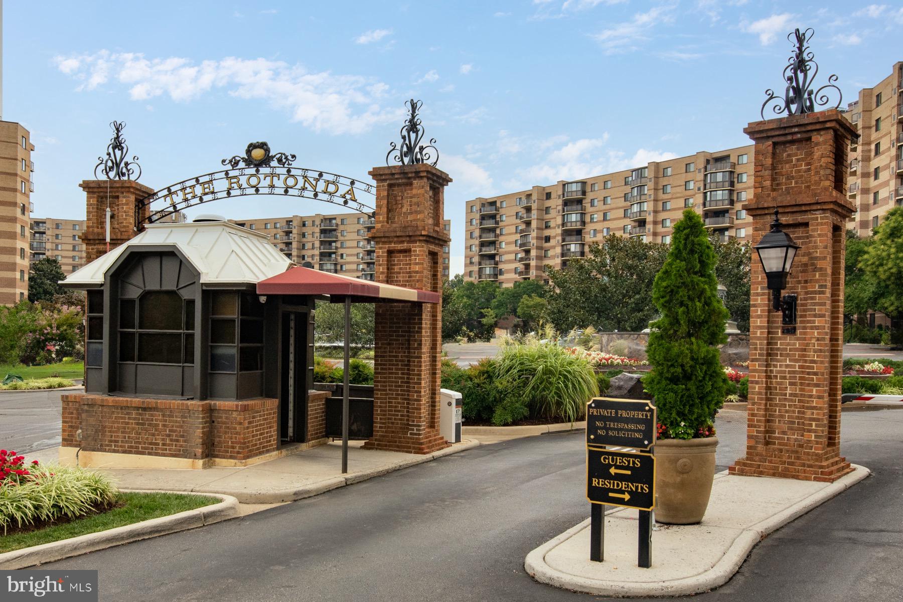 ROTONDA - Residential