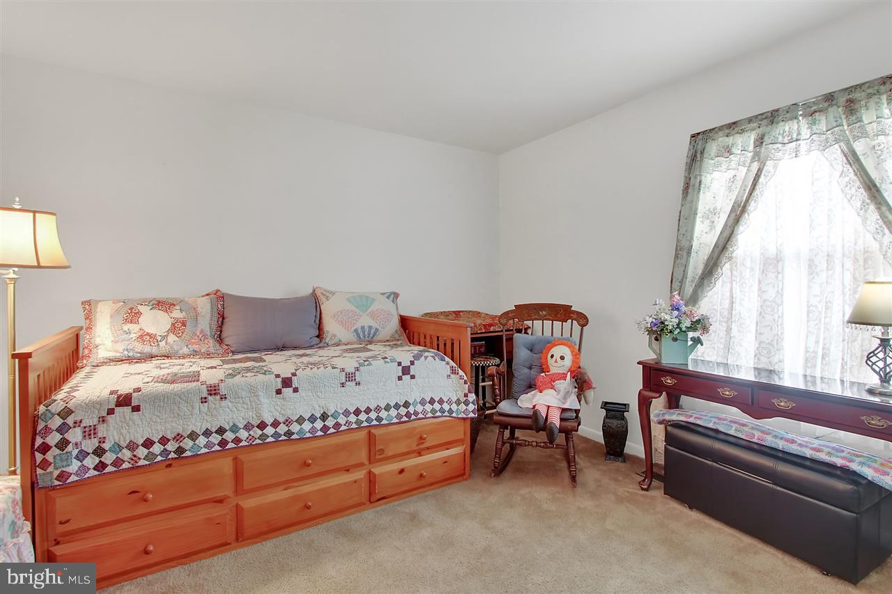 LEXINGTON WOODS - Residential