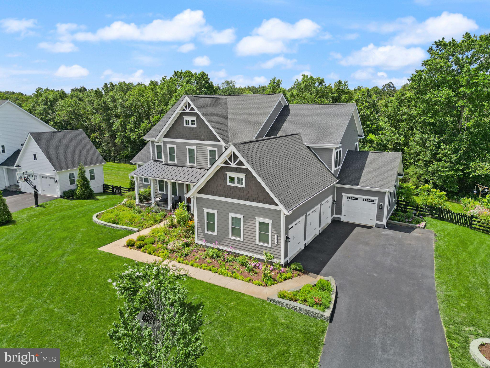 GREENS SOUTH AT WILLOWSF - Residential