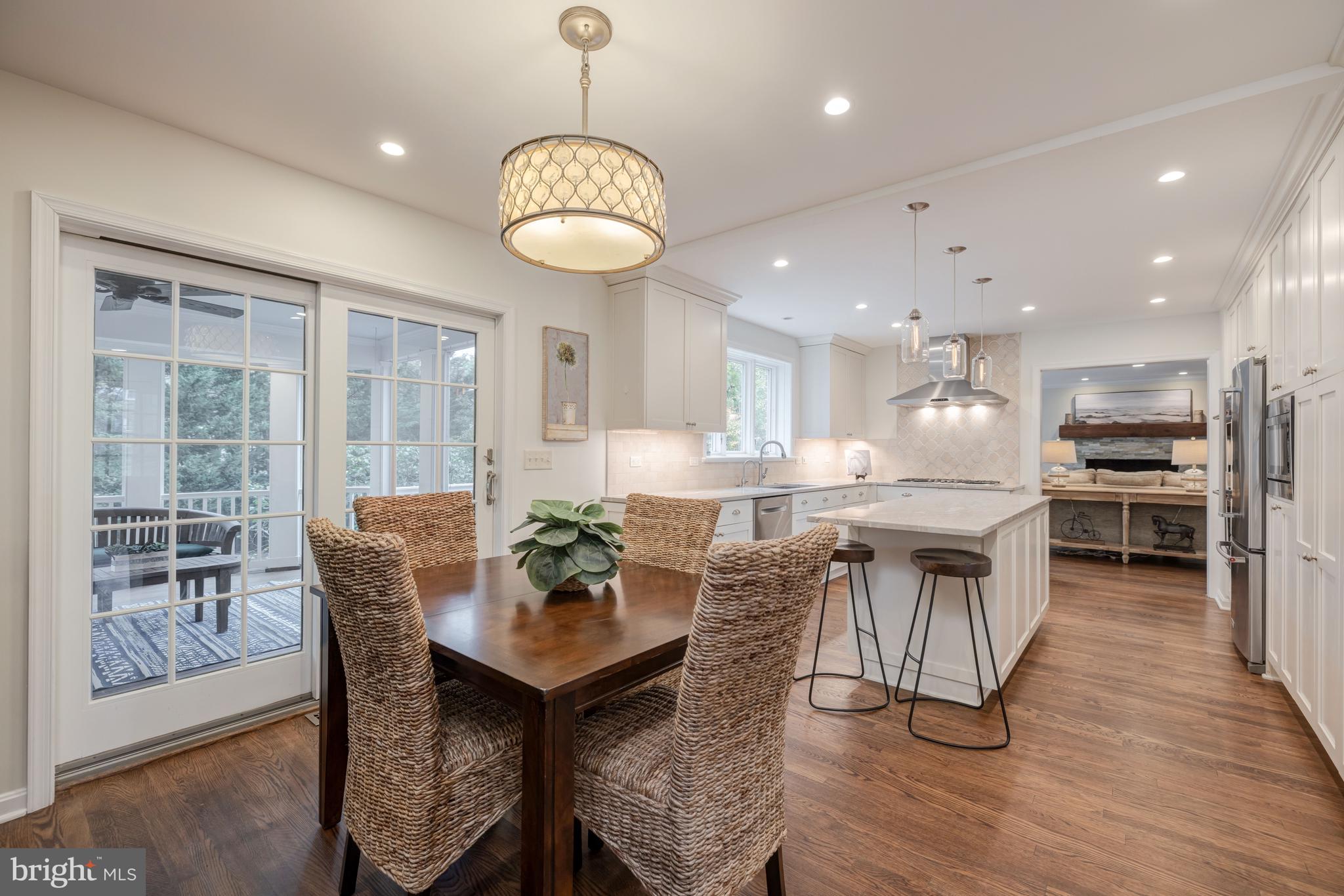 RIVER FALLS - Residential