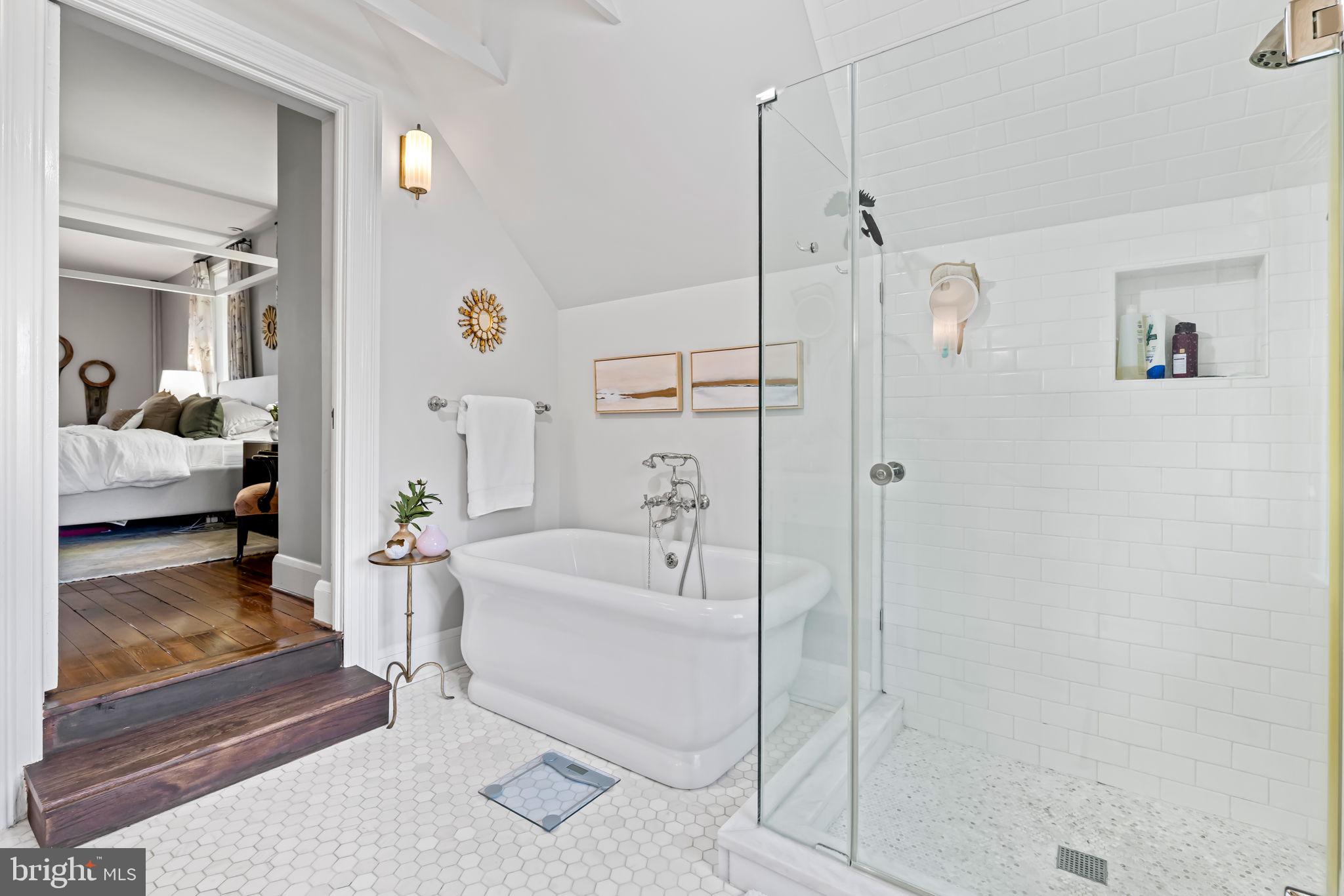 HISTORIC LUTHERVILLE - Residential