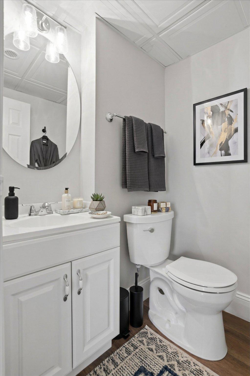 HAVERFORD HILL - Residential