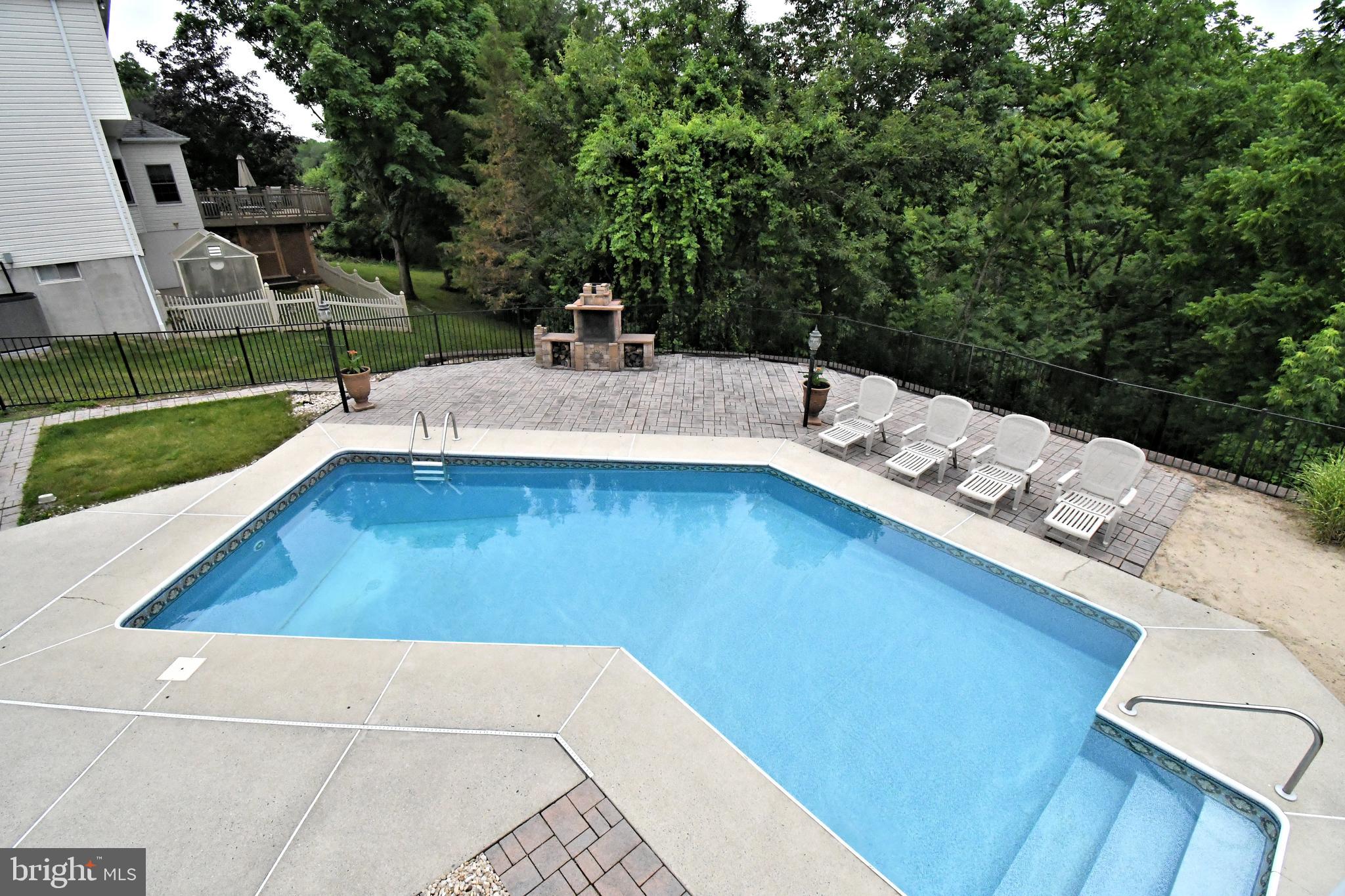 BROOKSIDE FARMS - Residential