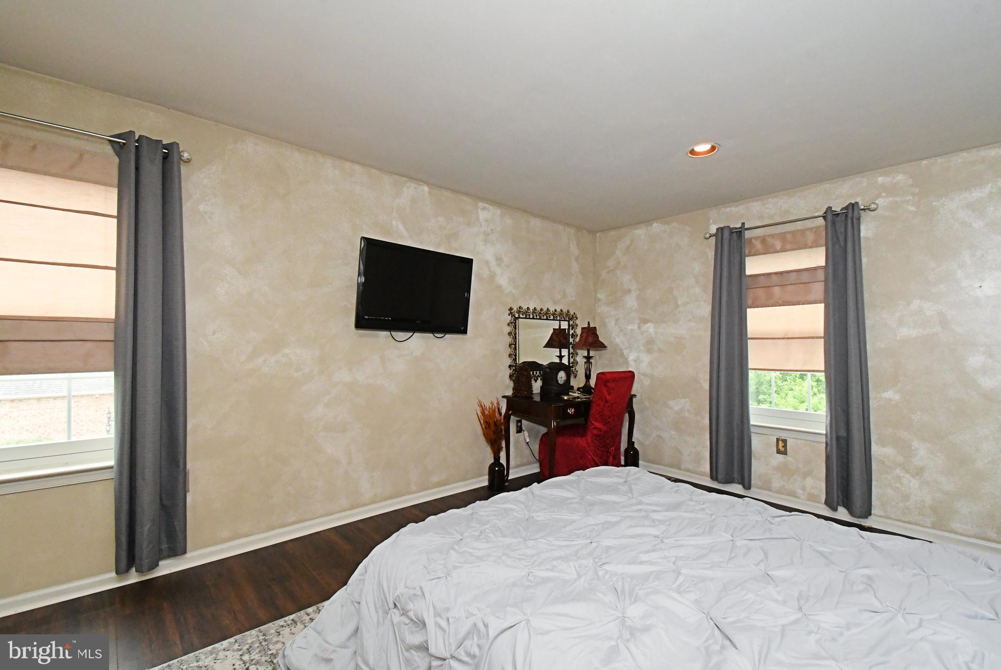 BROOKSIDE FARMS - Residential