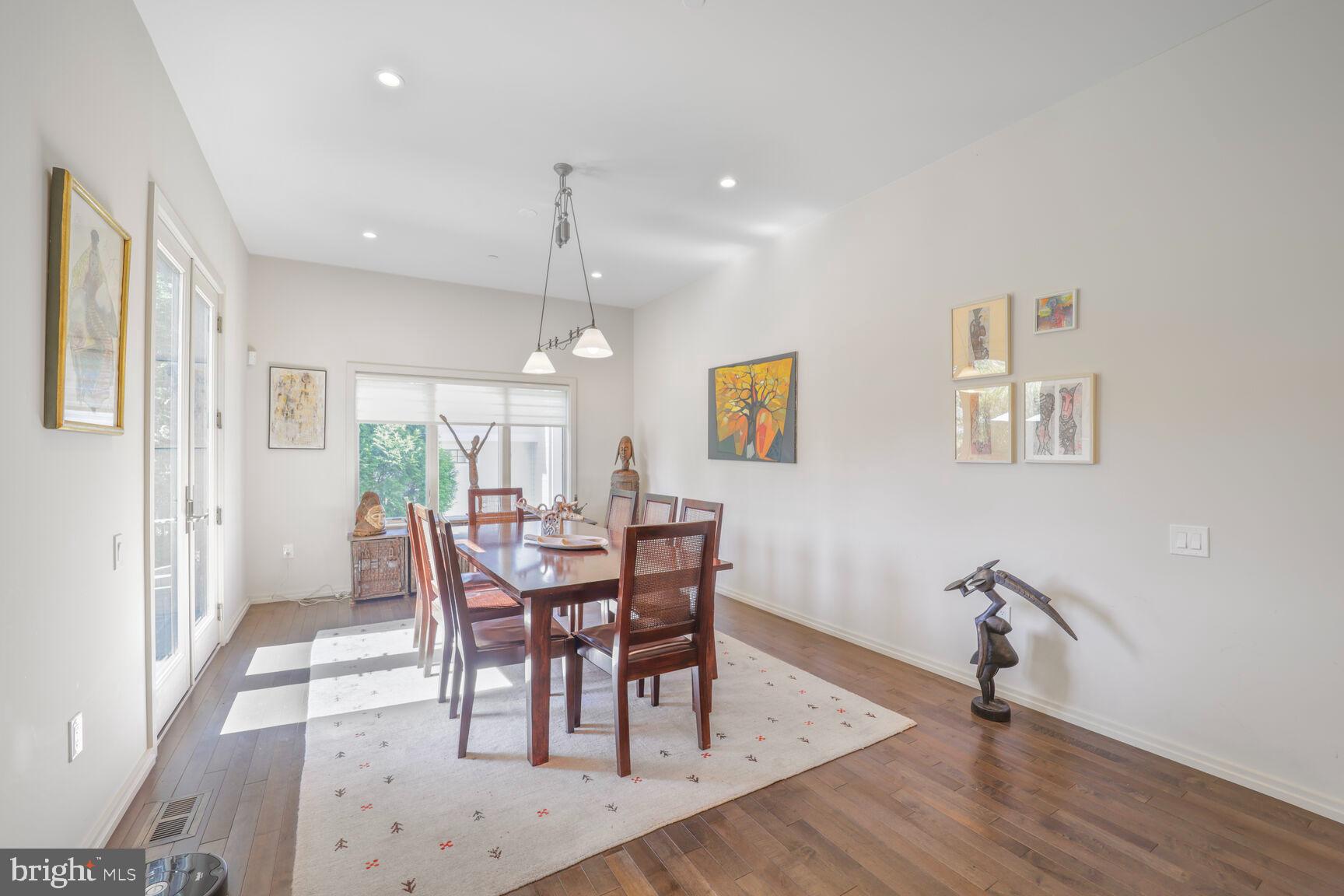 BRADMOOR - Residential
