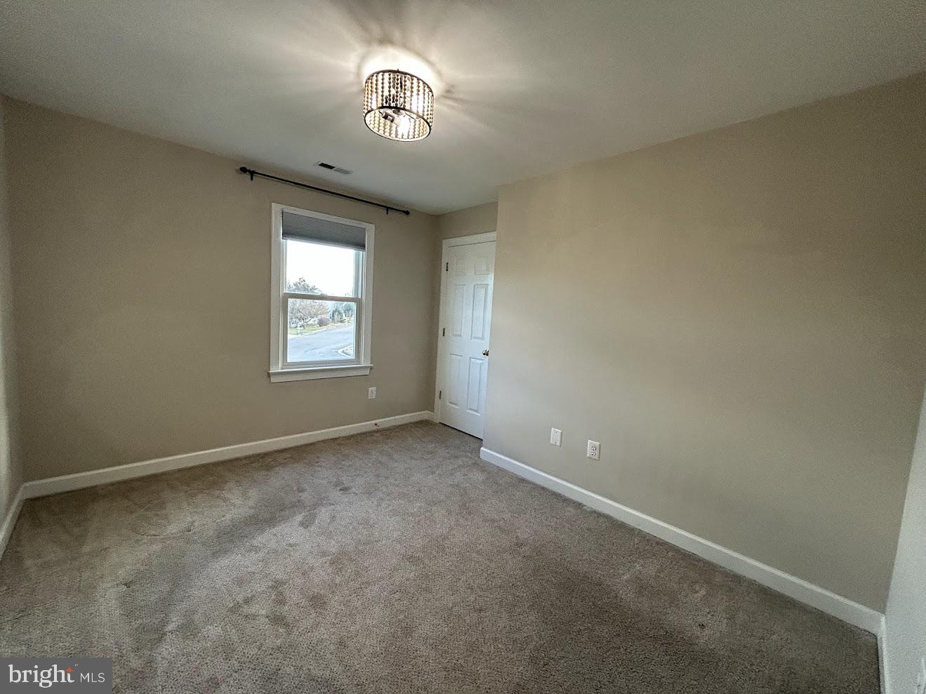 LEE'S HILL NORTH - Residential Lease